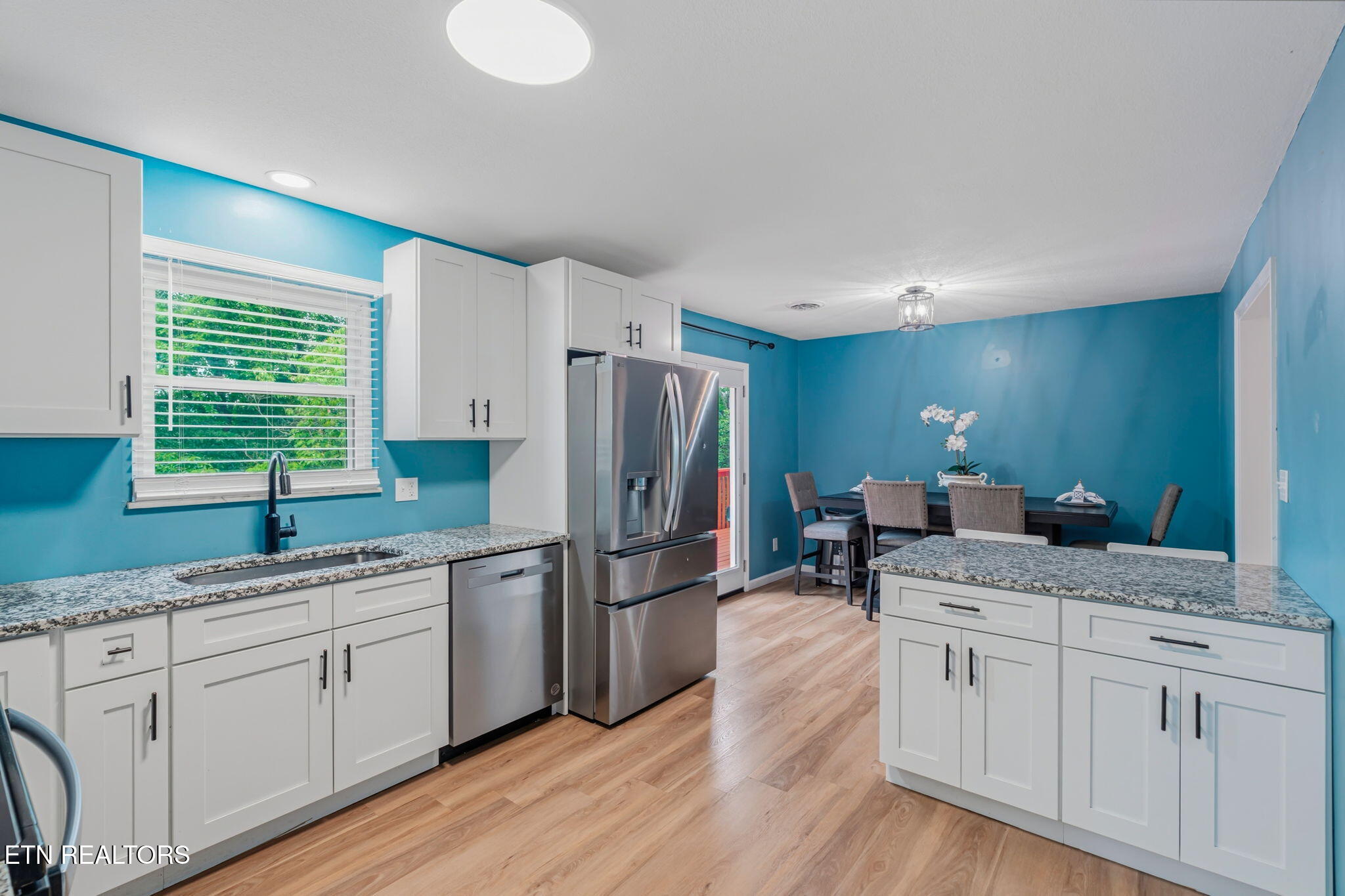 1221 Laurel Road Clinton TN 37716