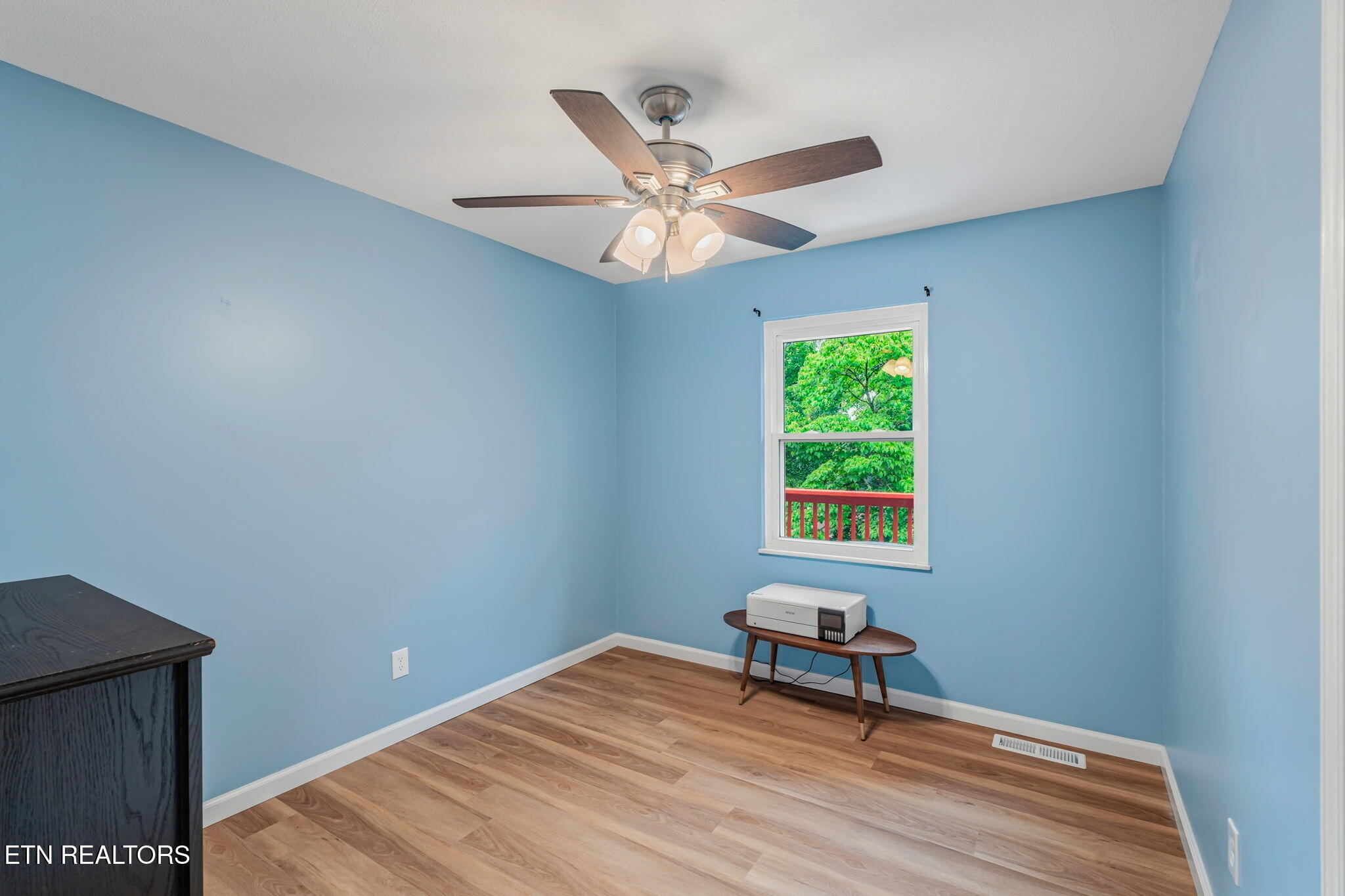 1221 Laurel Road Clinton TN 37716