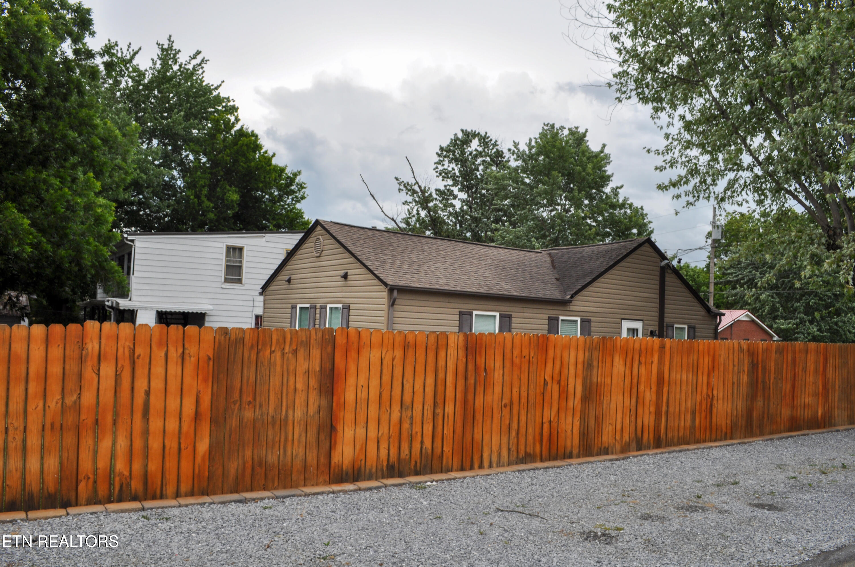 822 Carson Street Greeneville TN 37743