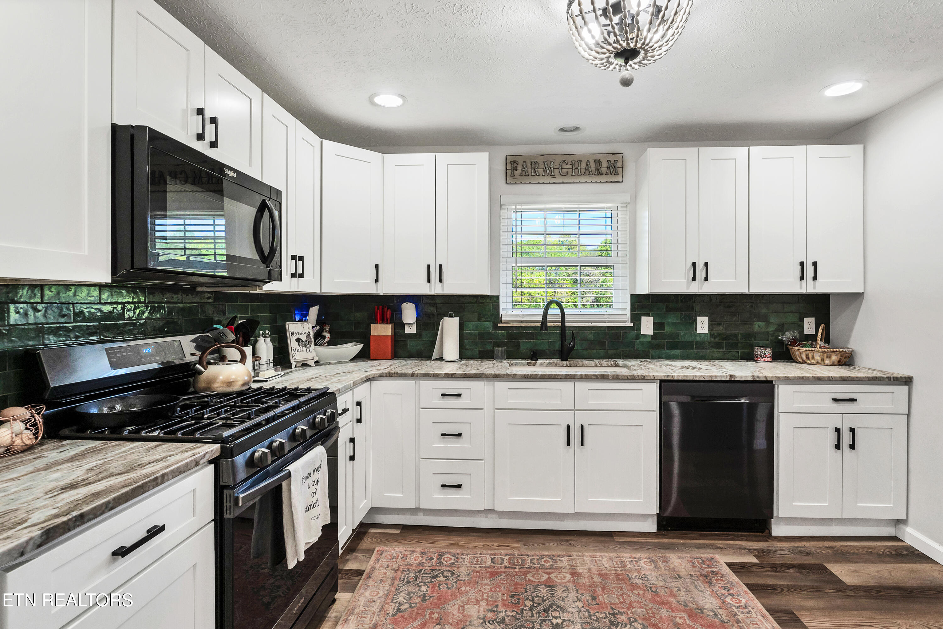 5021 Millsaps Drive Greenback TN 37742