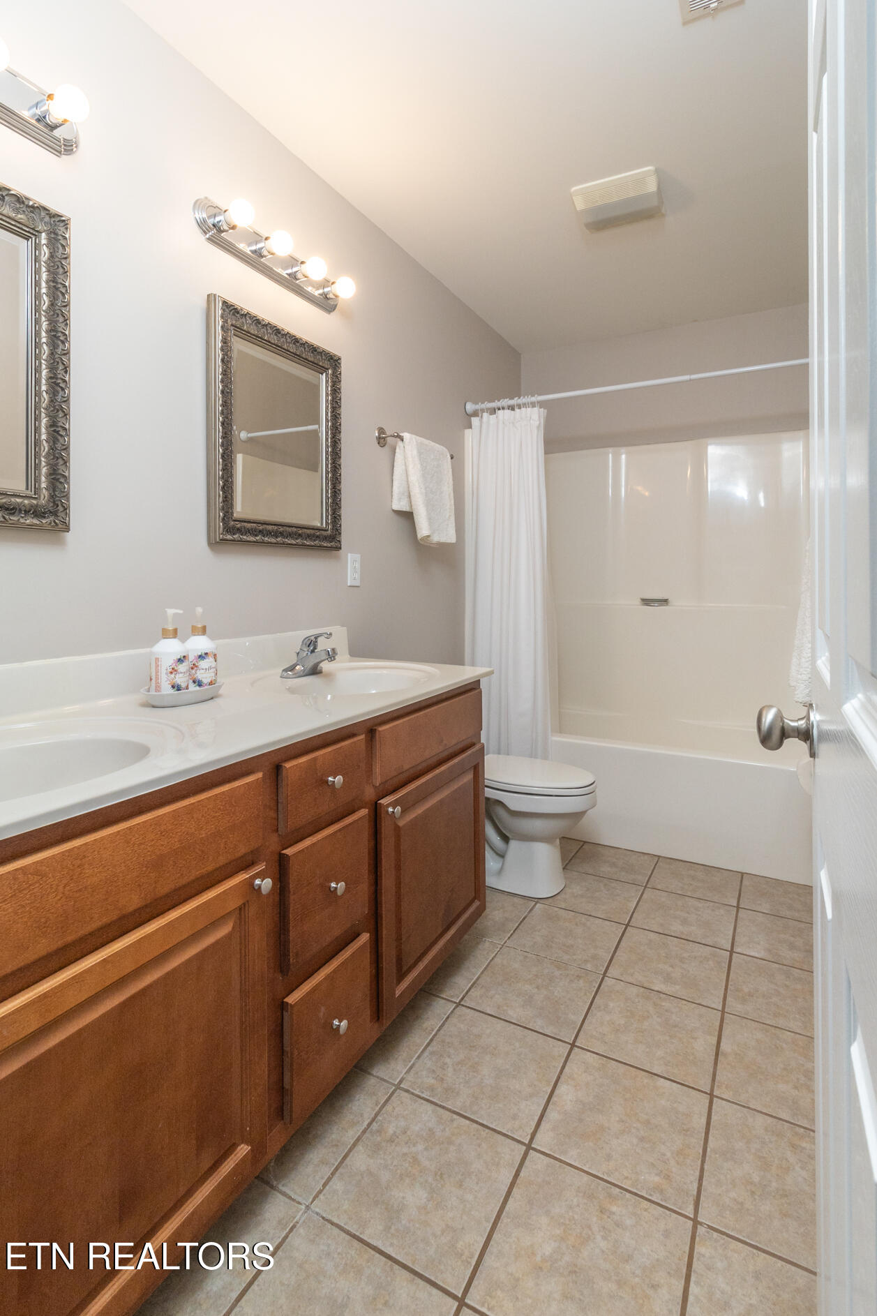 427 Montana Court Seymour TN 37865