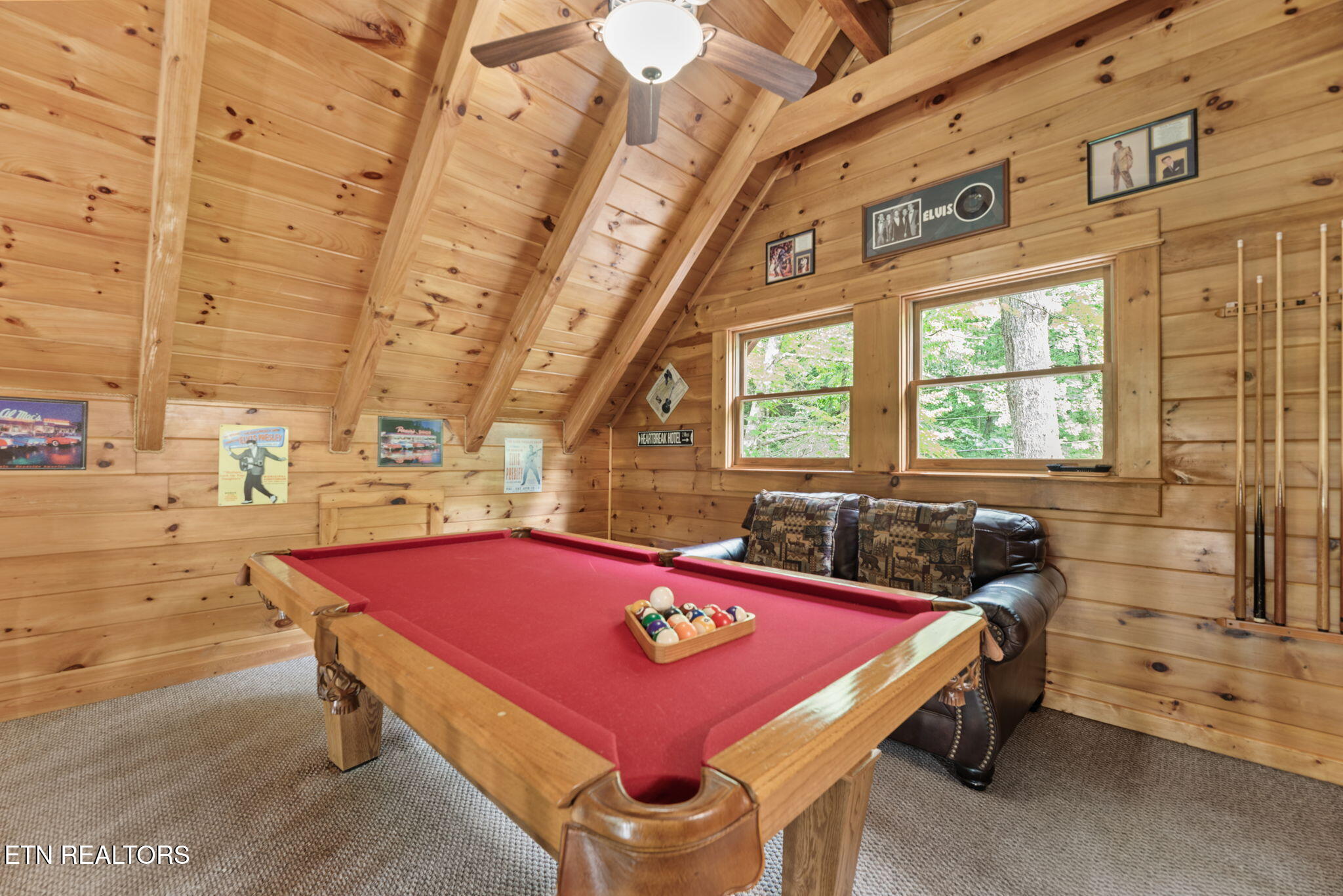 1324 Ski View Lane Sevierville TN 37876