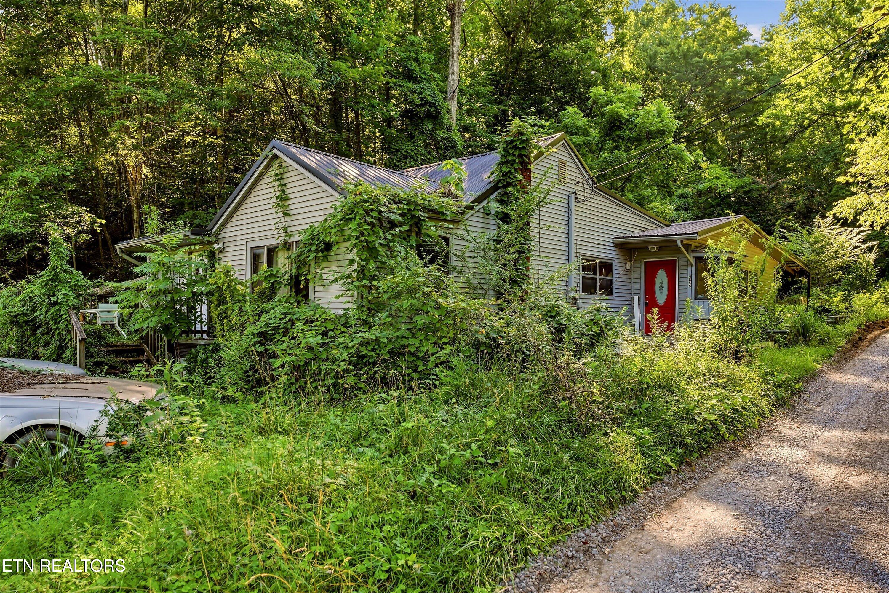 4856 Hickory Valley Road Heiskell TN 37754