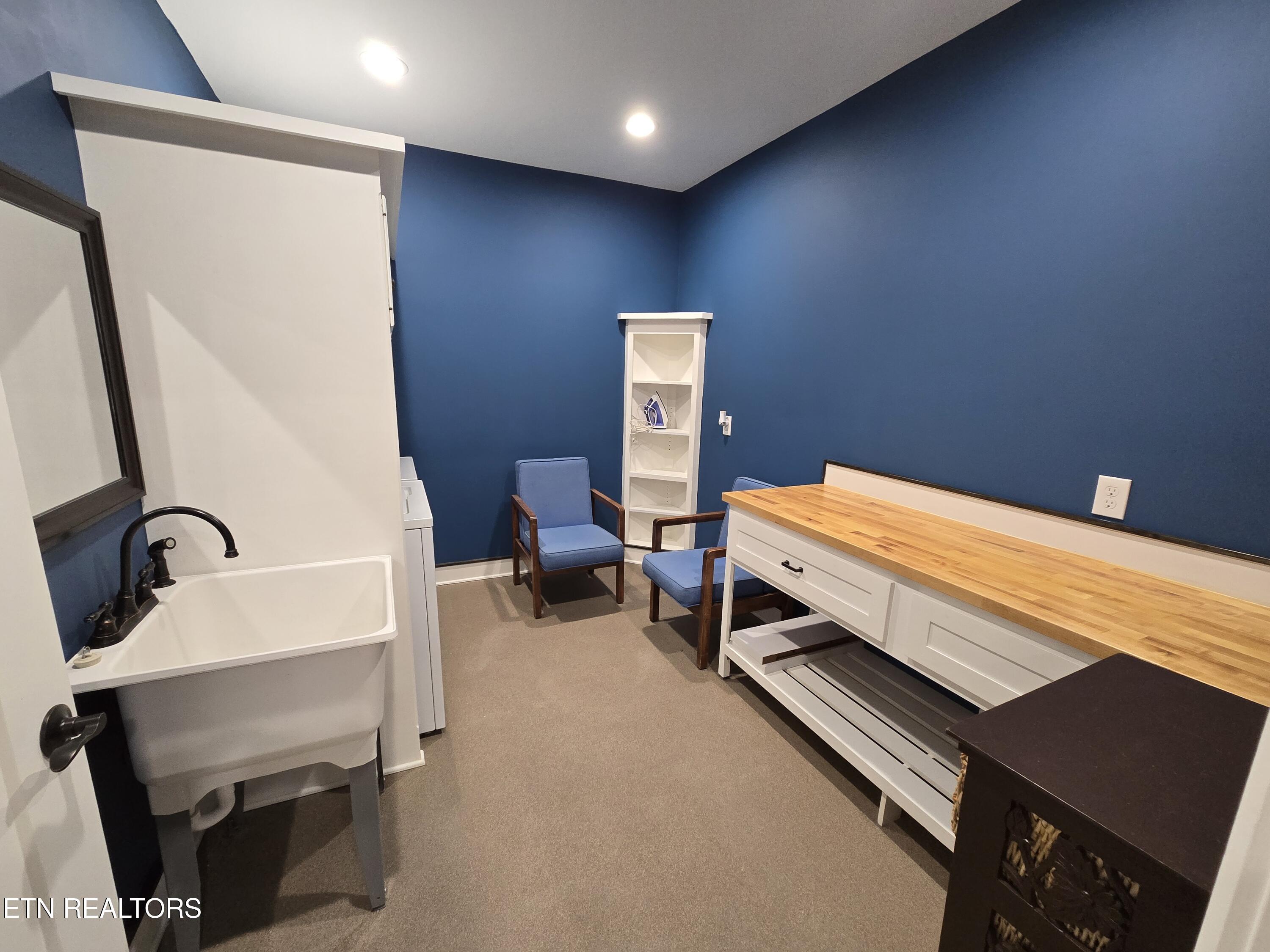 301 Inagehi Lane Loudon TN 37774