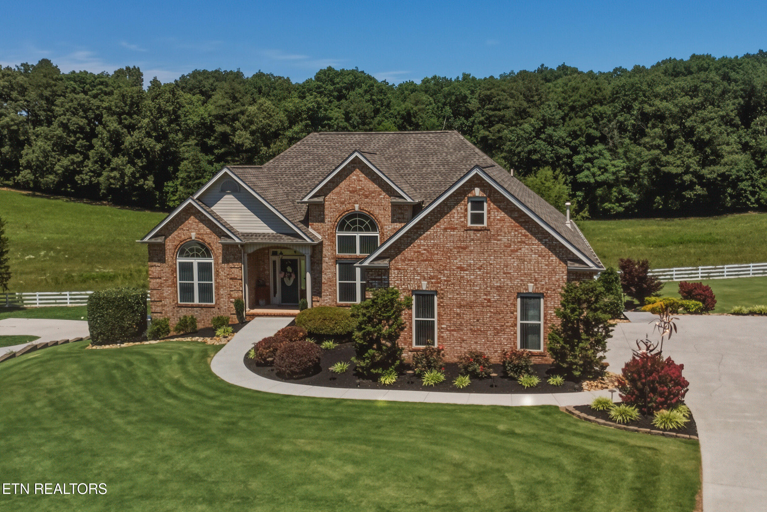 2223 Summerfield Lane Sevierville TN 37876