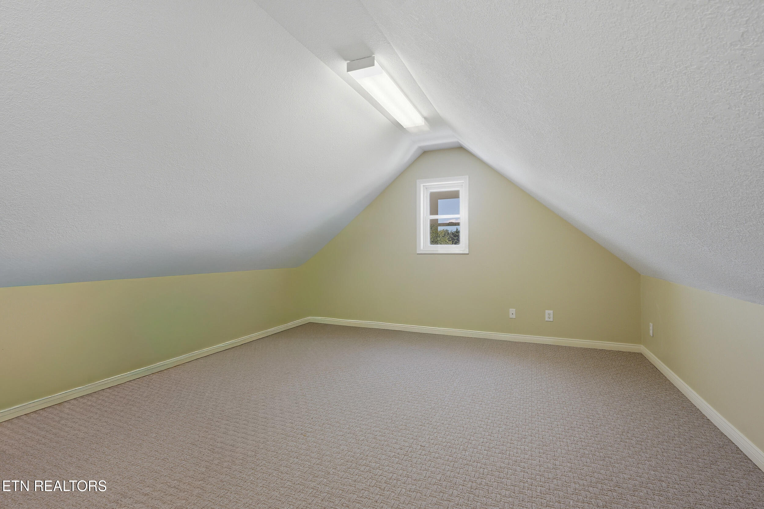 2223 Summerfield Lane Sevierville TN 37876