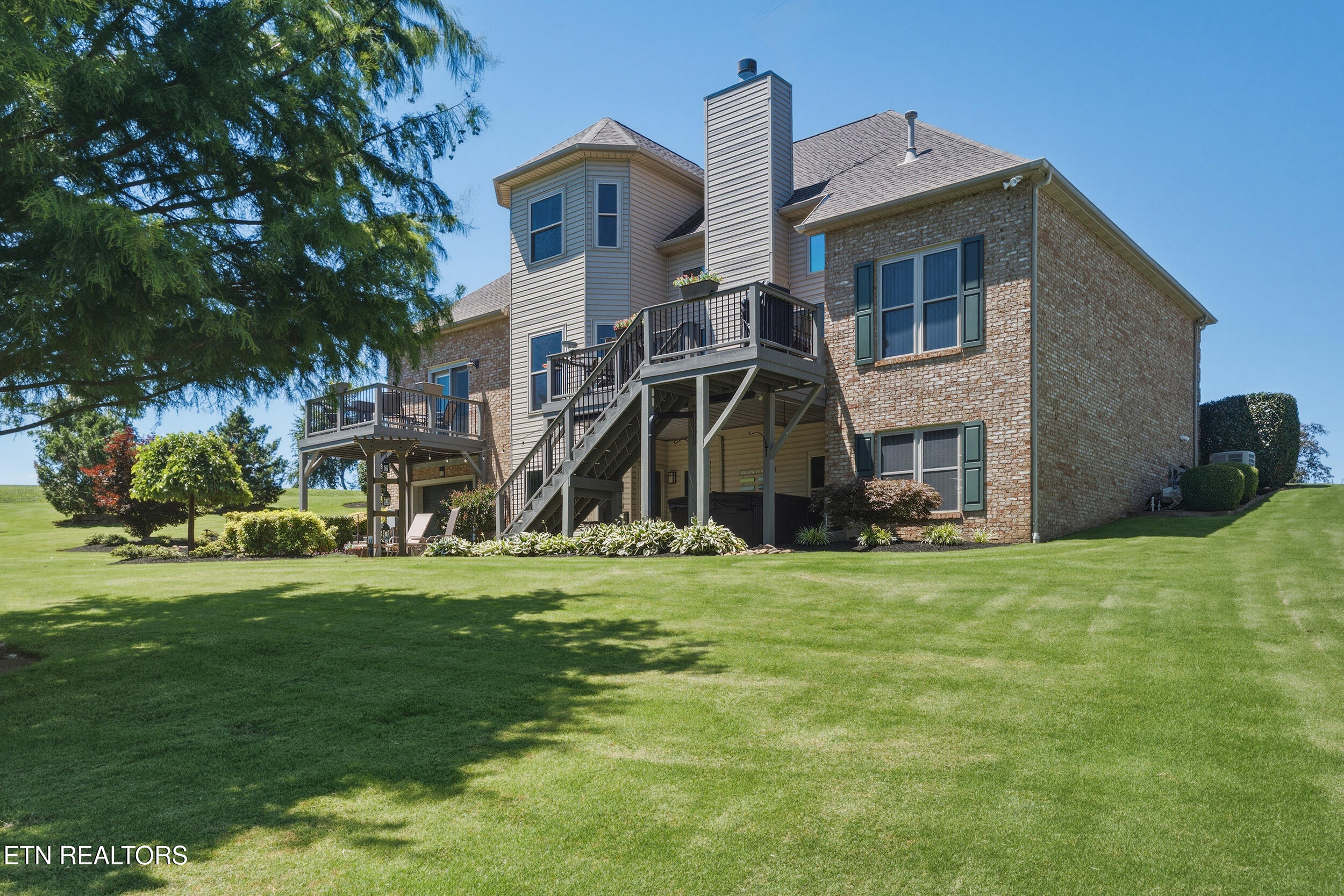 2223 Summerfield Lane Sevierville TN 37876