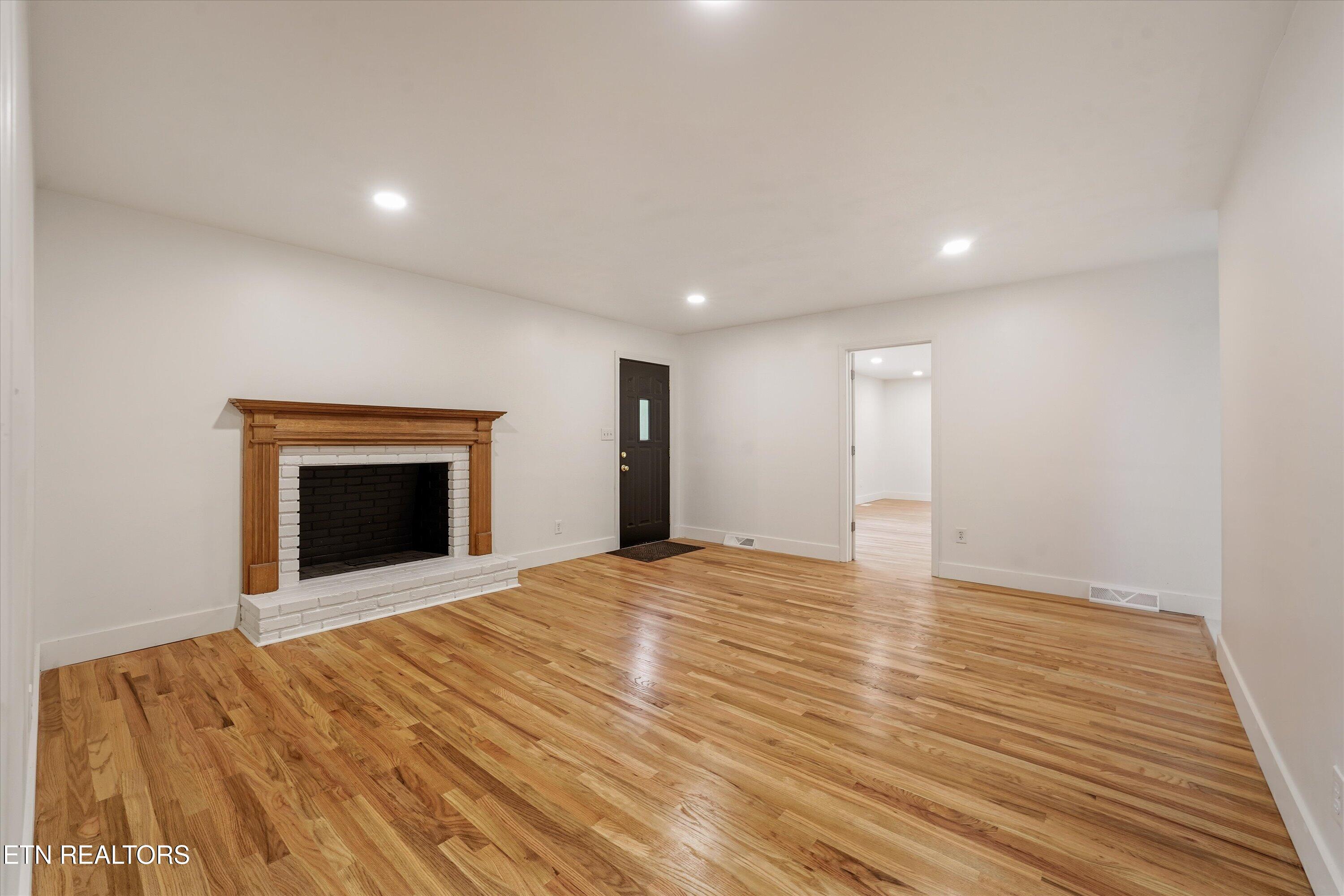 891 W Cunningham Street Alcoa TN 37701