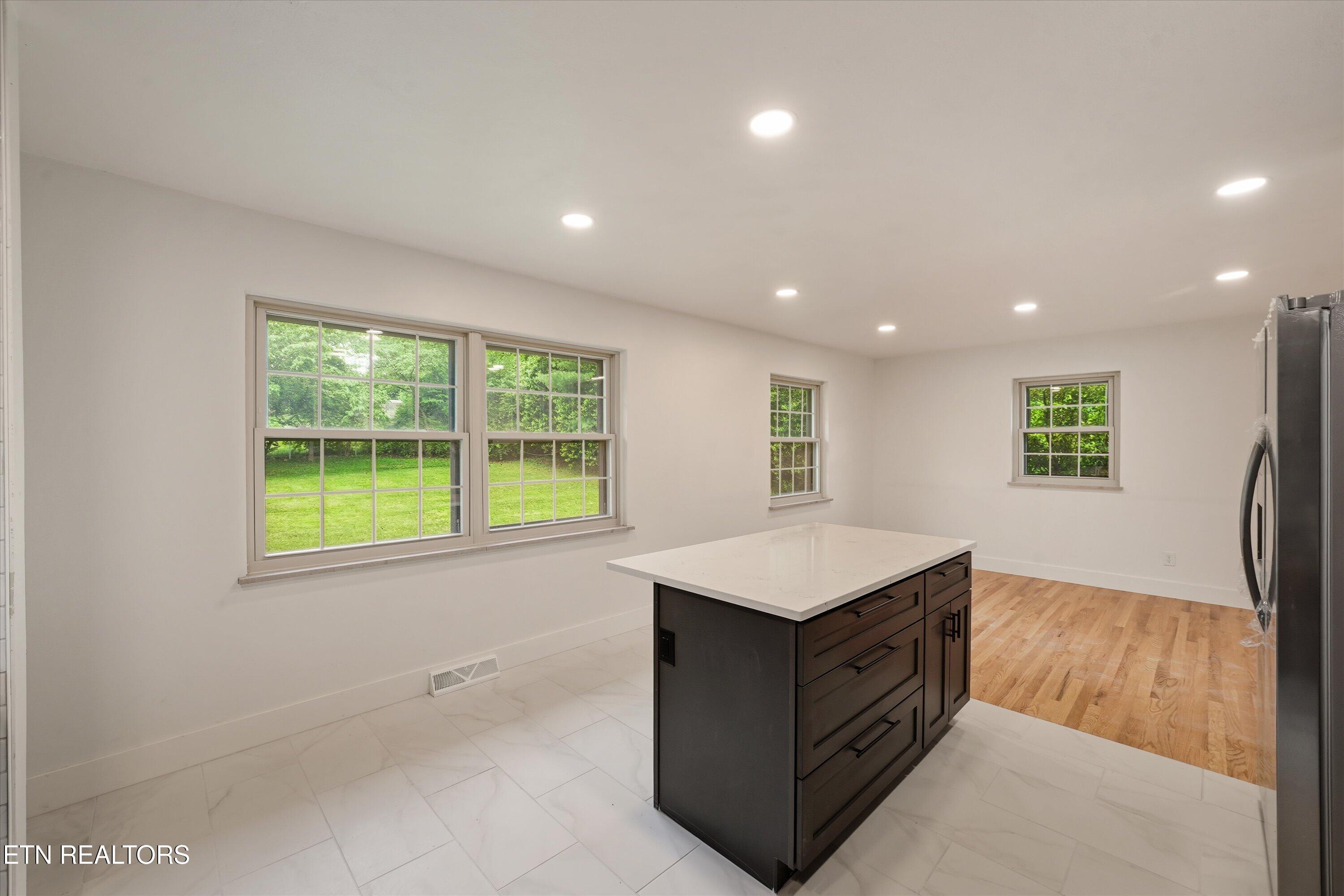 891 W Cunningham Street Alcoa TN 37701