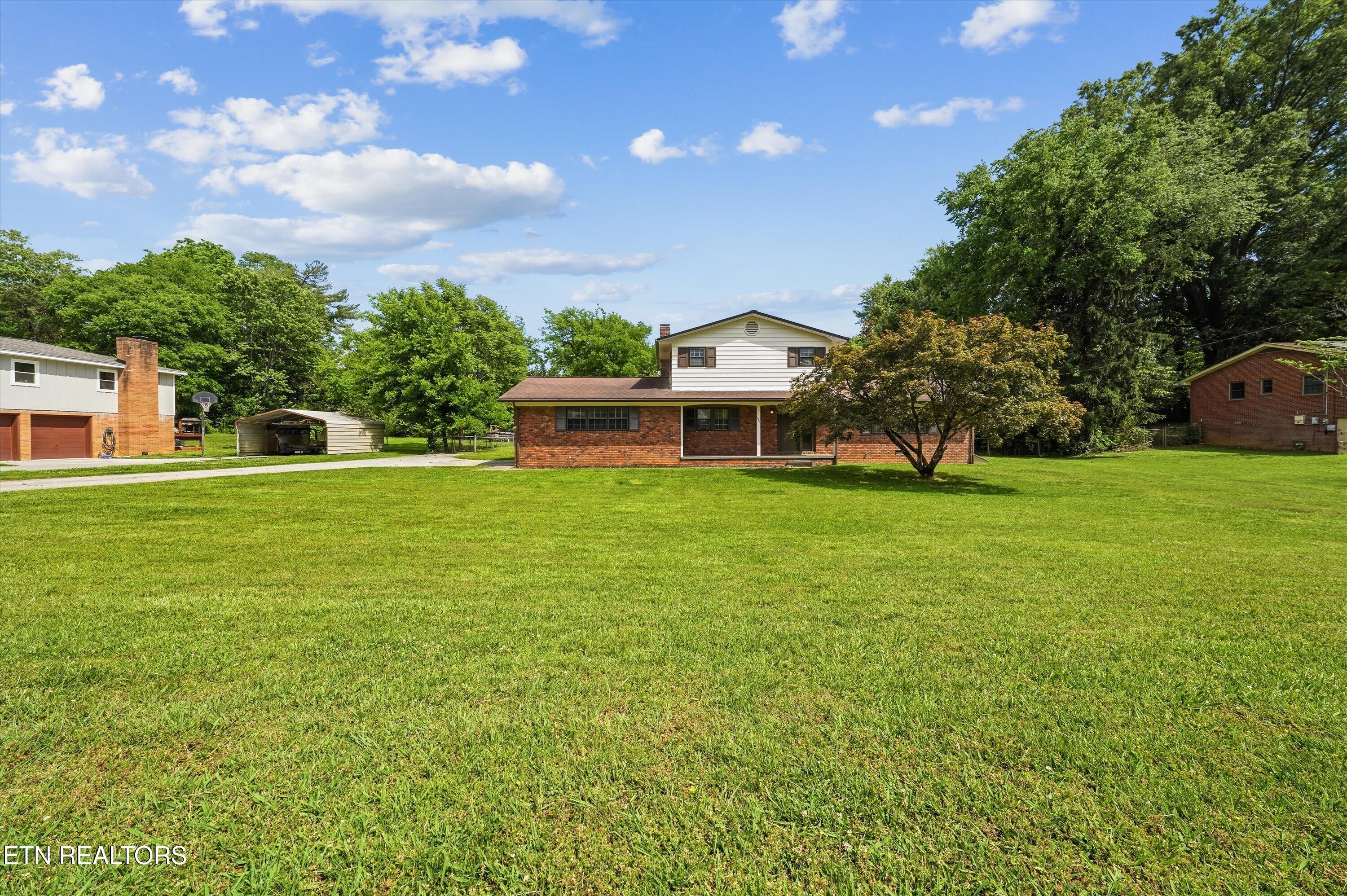 891 W Cunningham Street Alcoa TN 37701