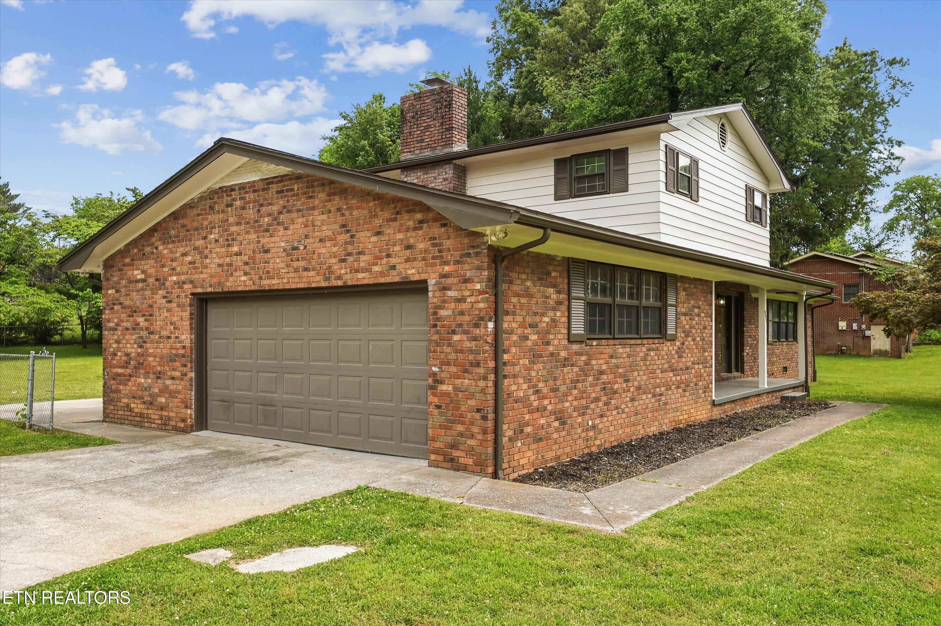 891 W Cunningham Street Alcoa TN 37701