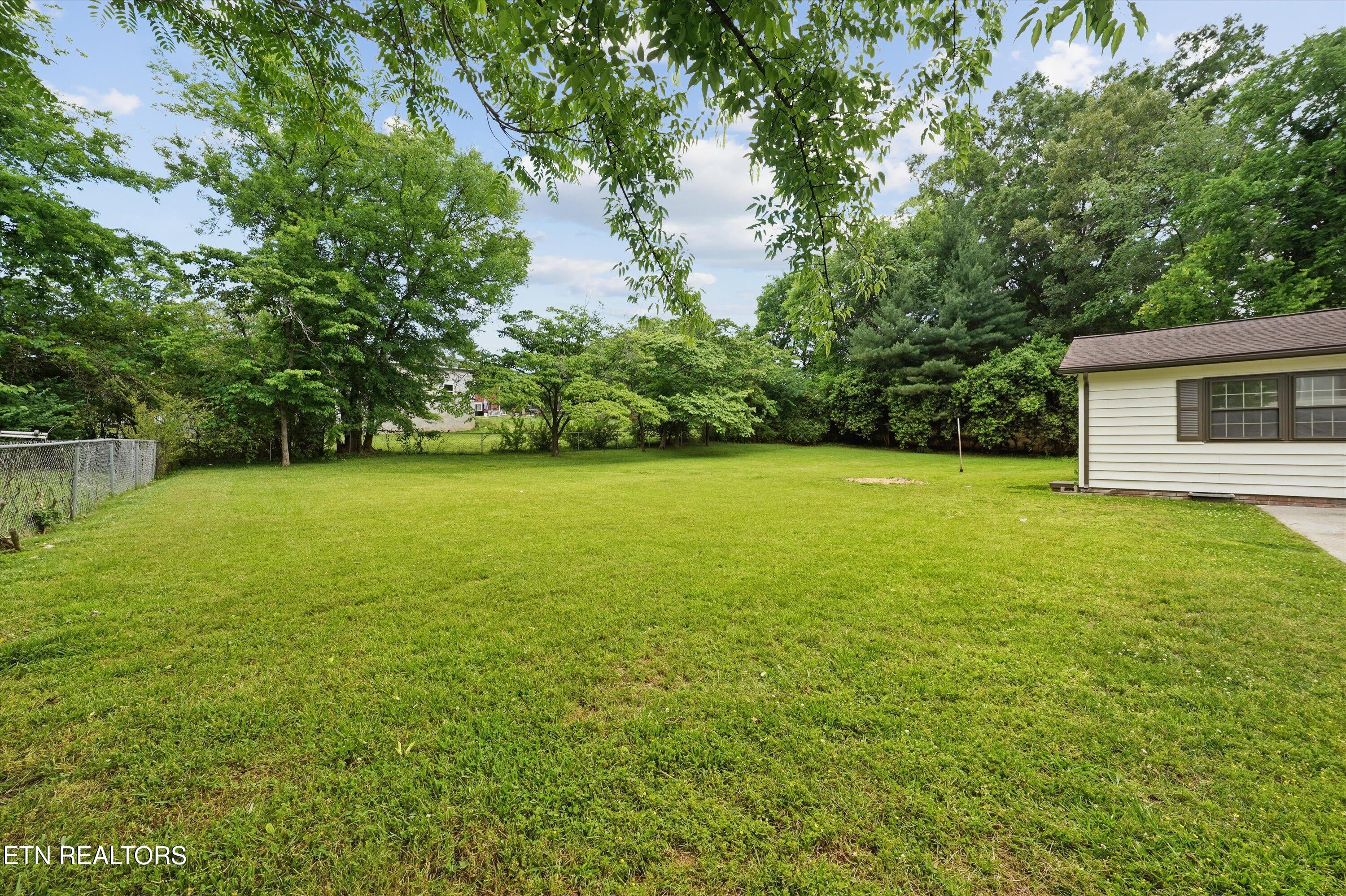891 W Cunningham Street Alcoa TN 37701