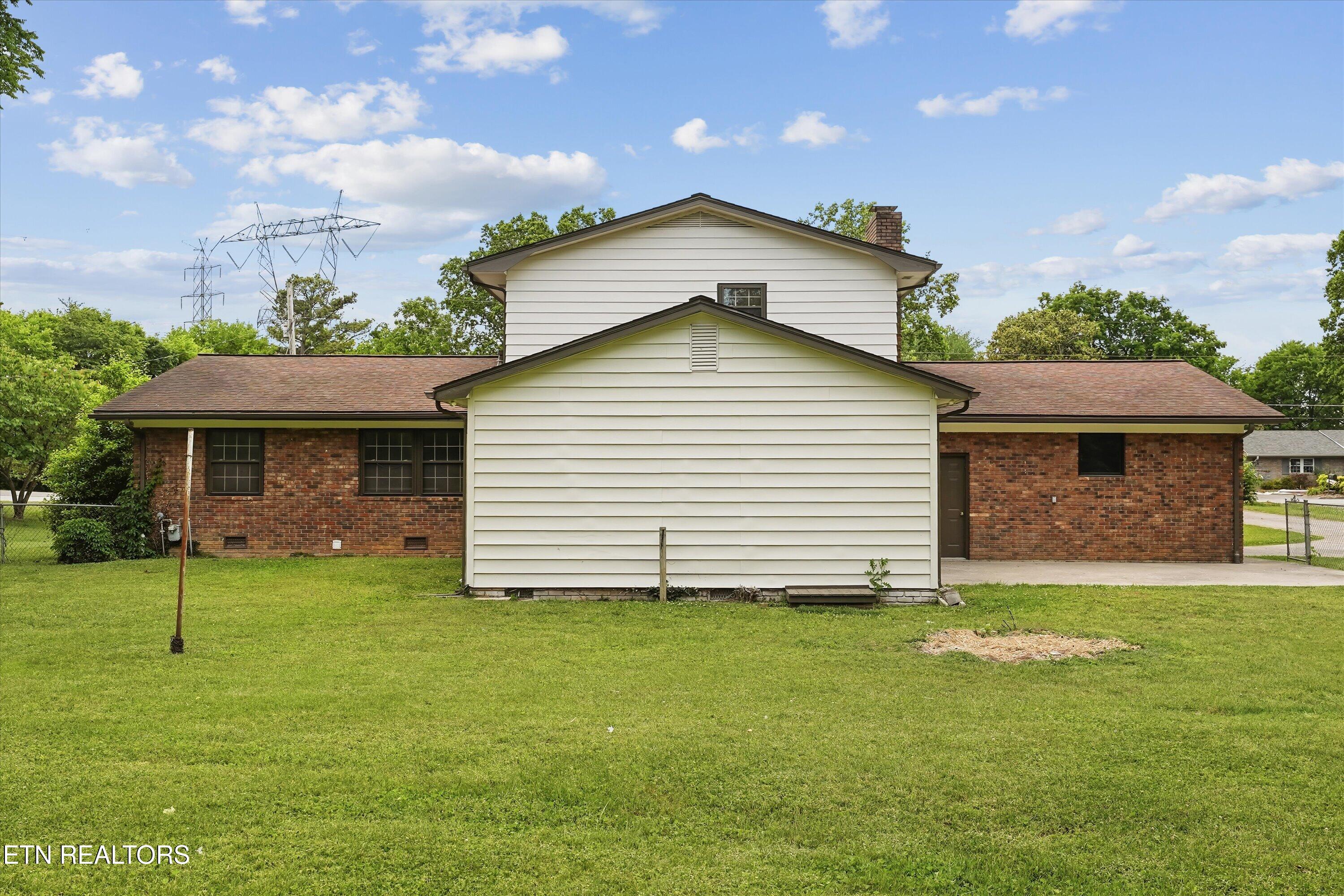 891 W Cunningham Street Alcoa TN 37701