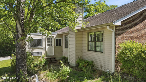 438 Amanda Circle Knoxville TN 37922
