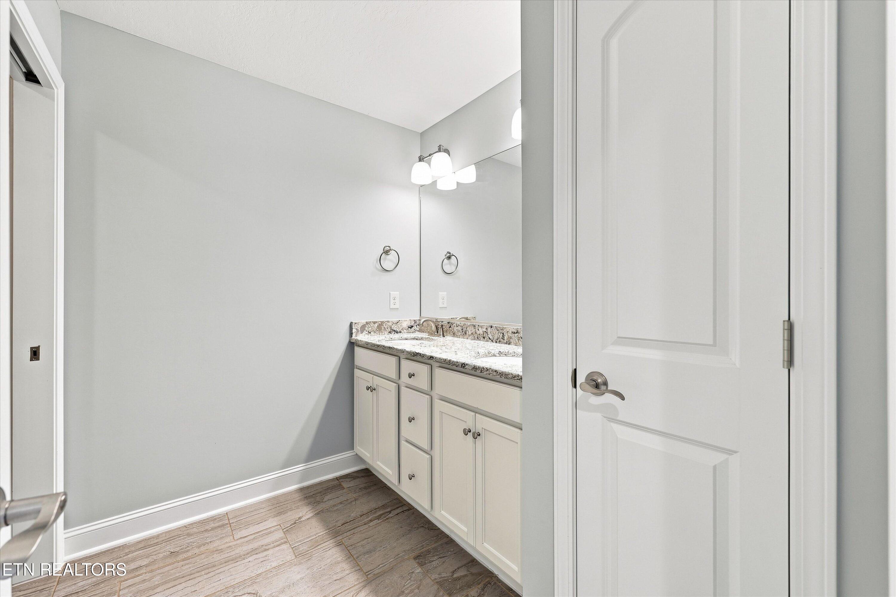2205 Muddy Creek Lane Knoxville TN 37932