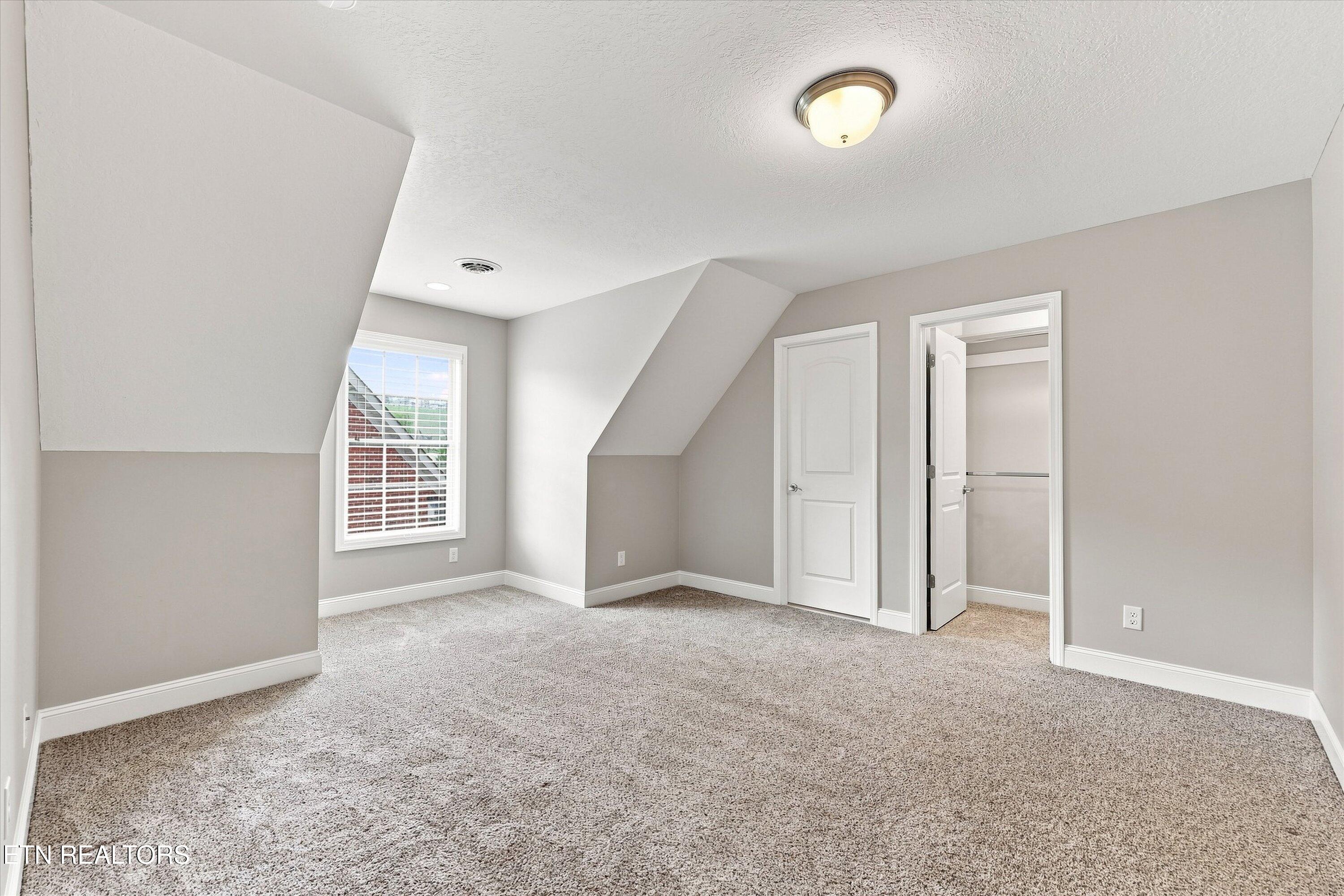 2205 Muddy Creek Lane Knoxville TN 37932