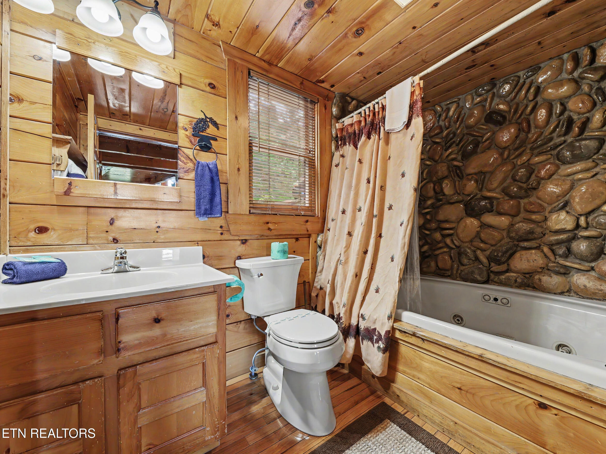 2509 Piney Drive Sevierville TN 37876
