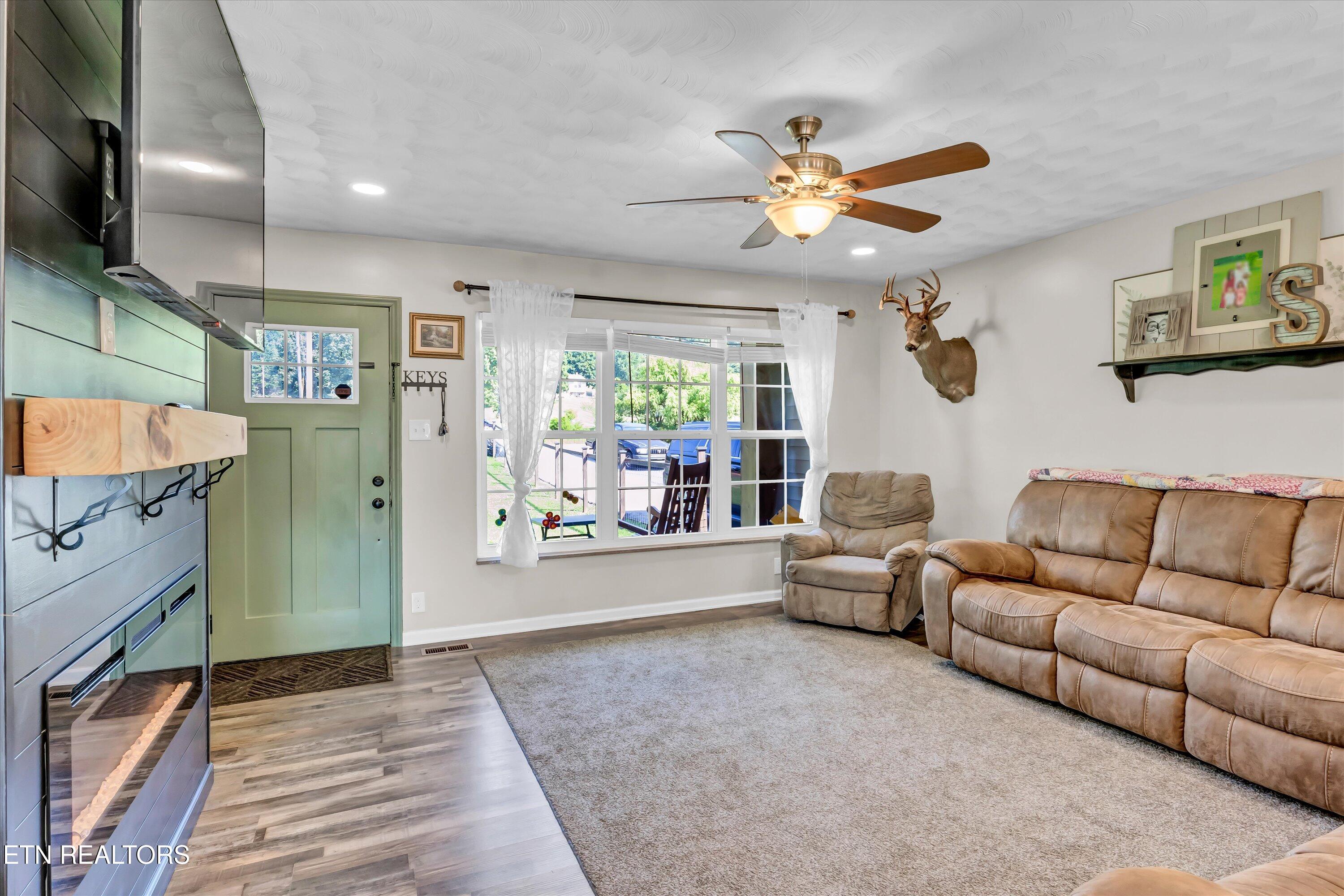 7212 Thorn Grove Pike Knoxville TN 37914