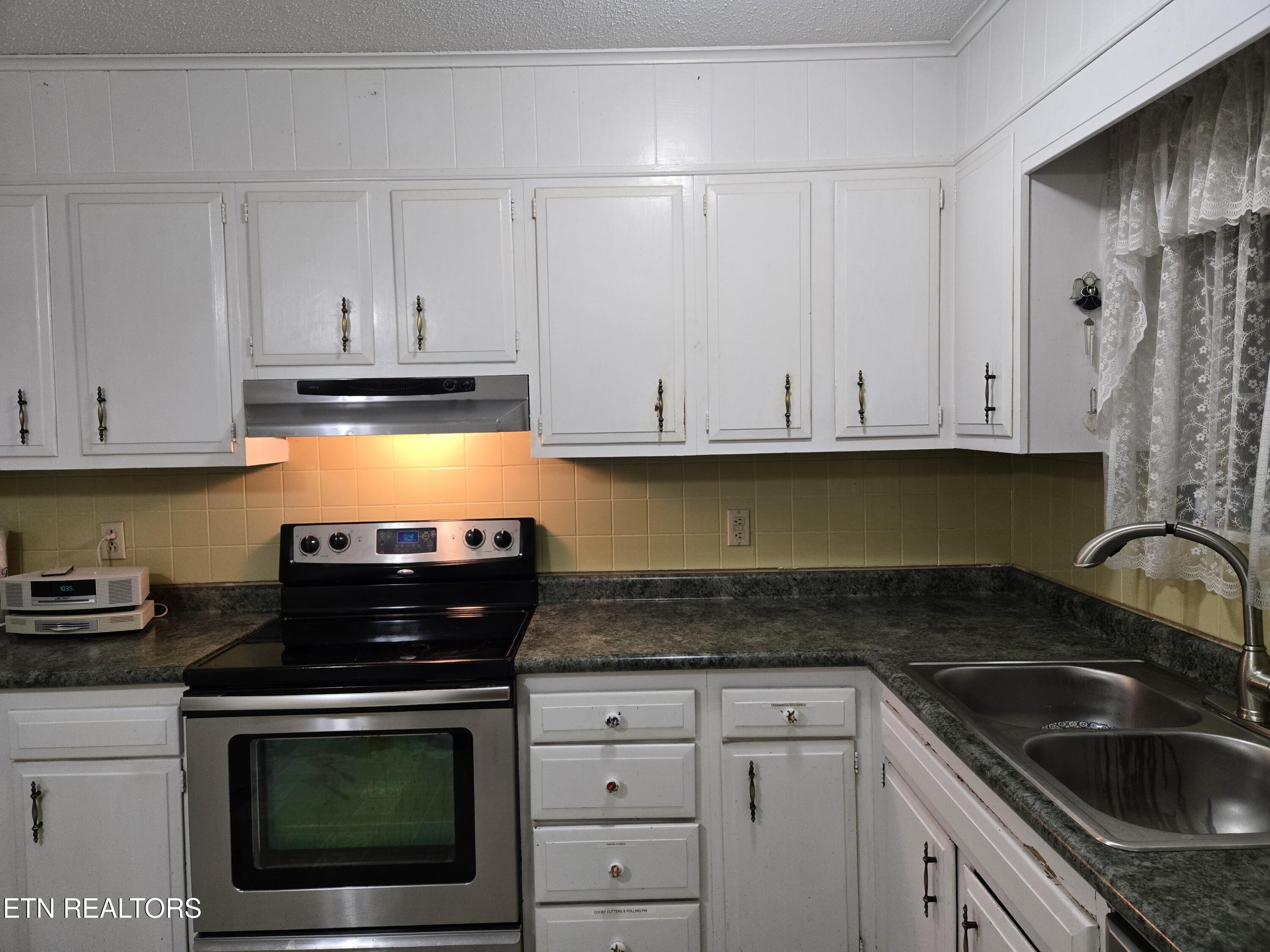 7760 Cranley Road Powell TN 37849