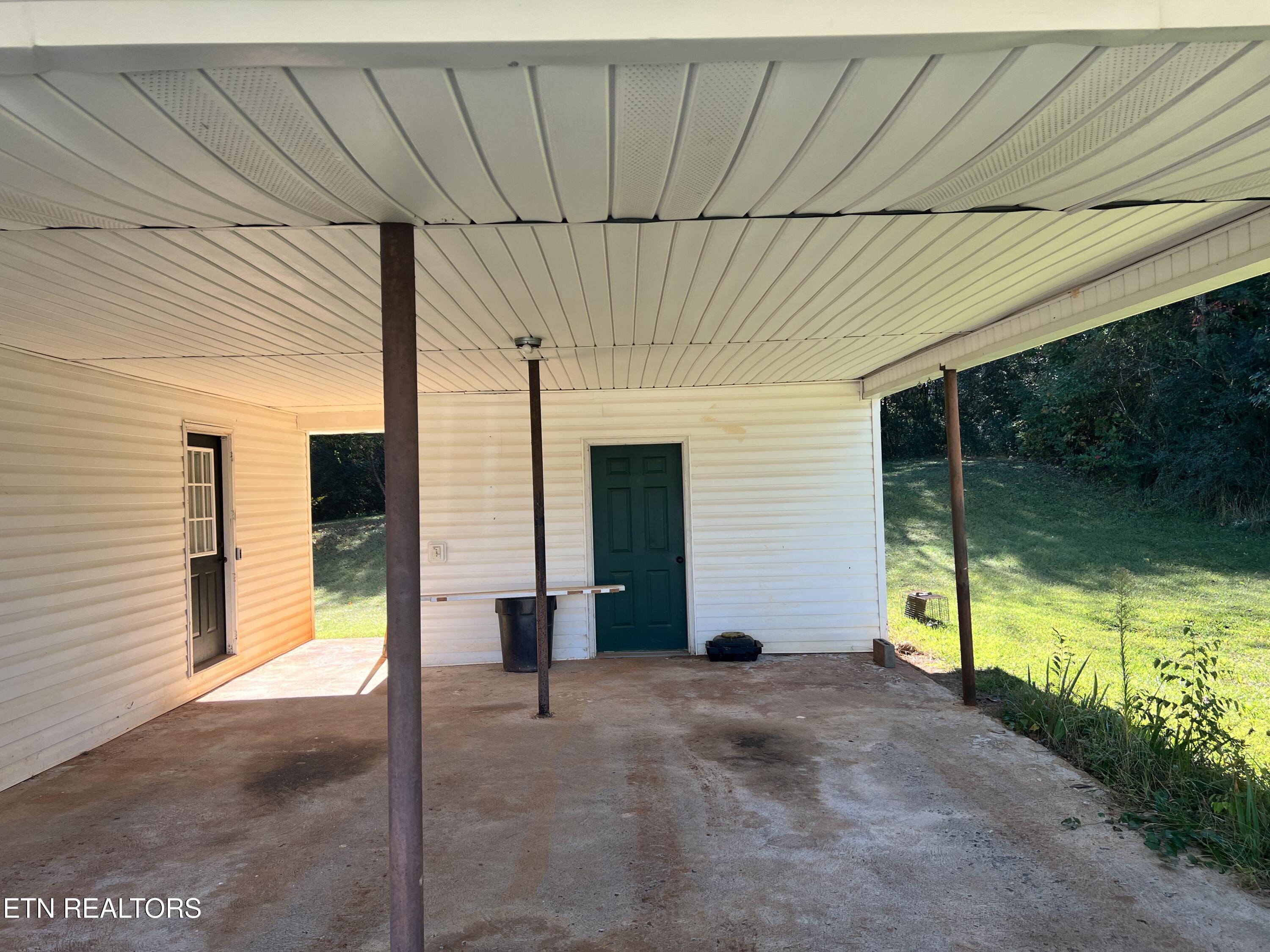 1946 Welcome Valley Road Benton TN 37307