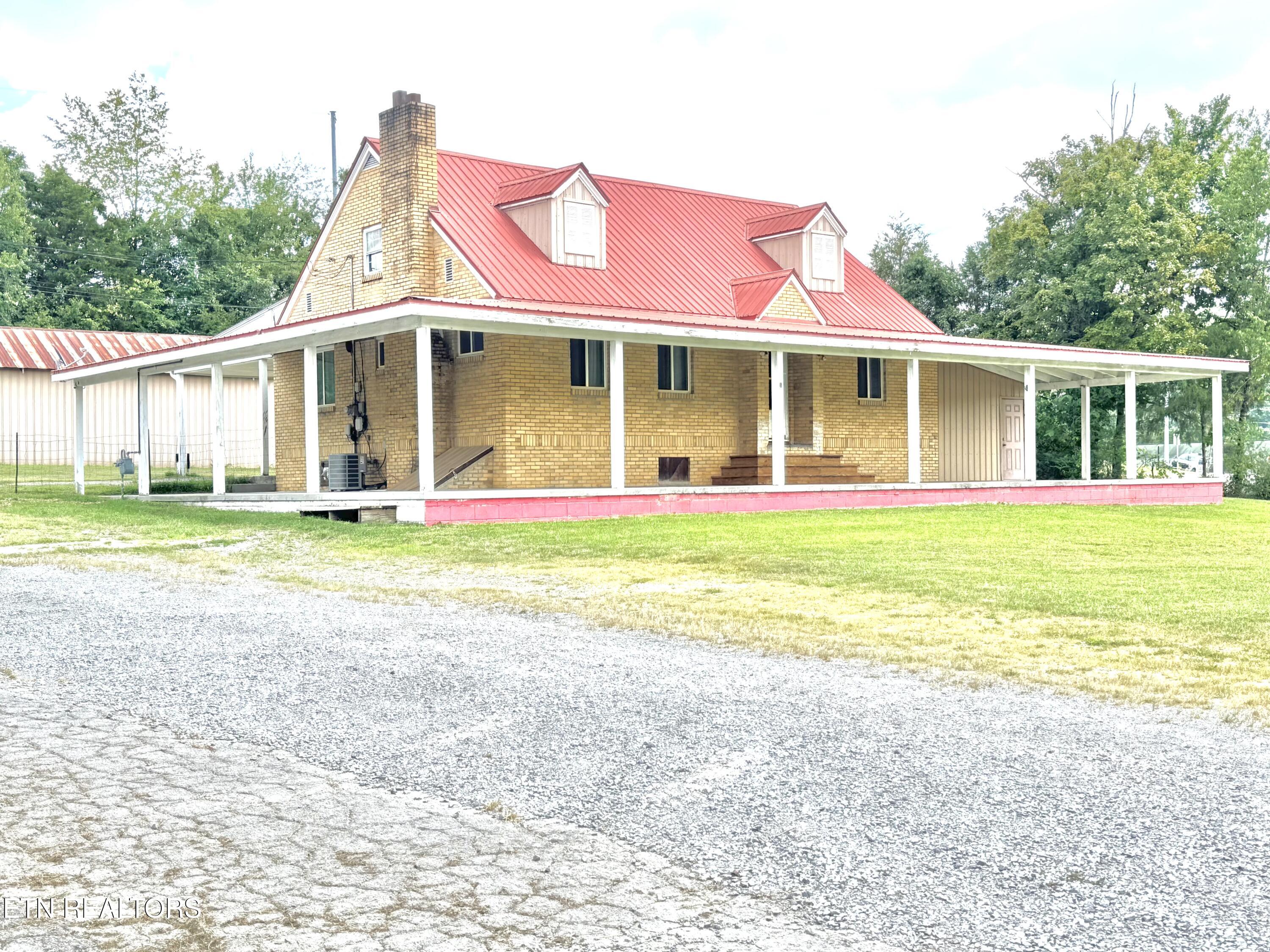 2215 Clinton Hwy Highway Powell TN 37849