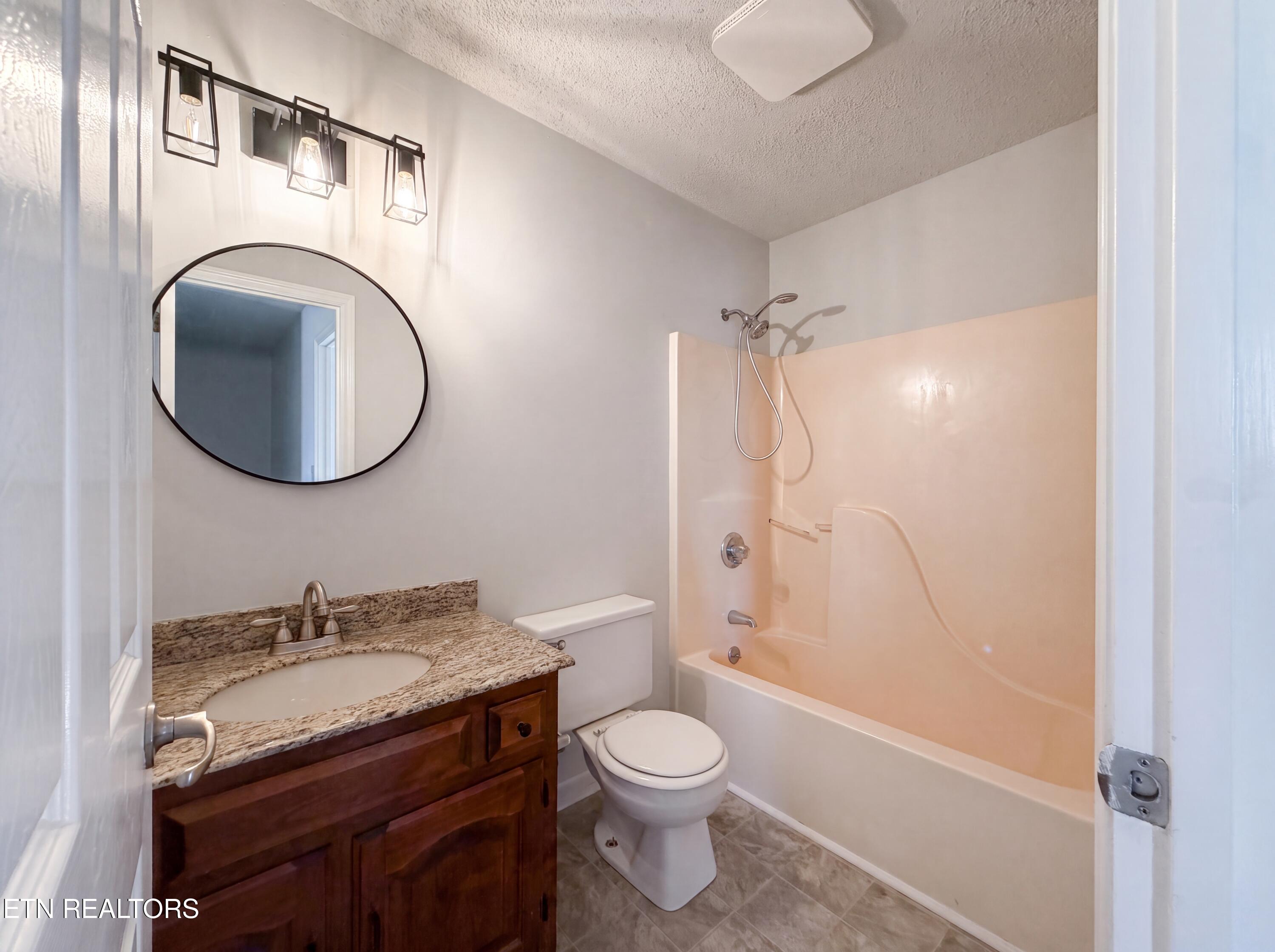 518 Glenfield Circle Maryville TN 37804