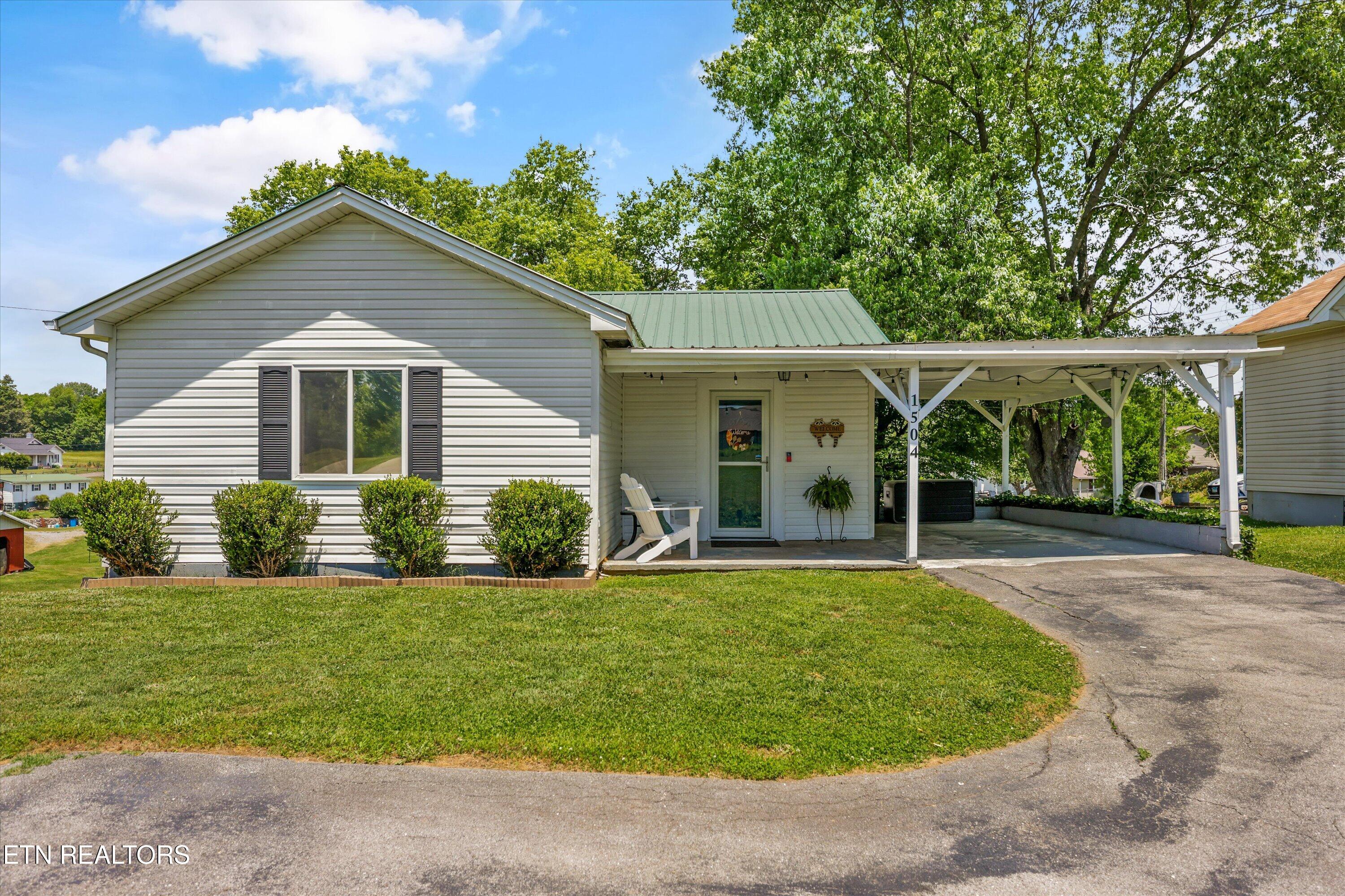 1504 Monroe Street Sweetwater TN 37874