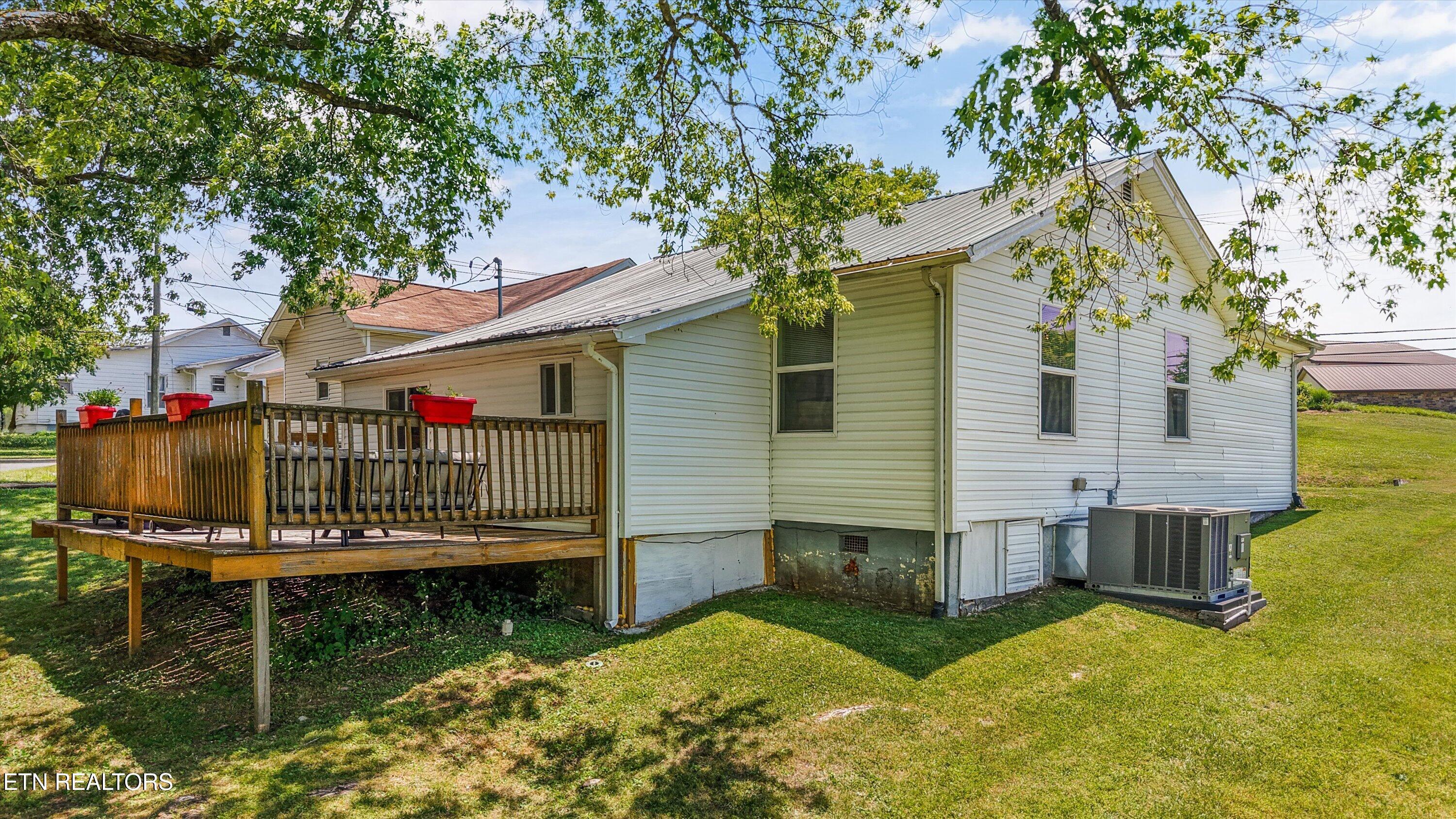 1504 Monroe Street Sweetwater TN 37874