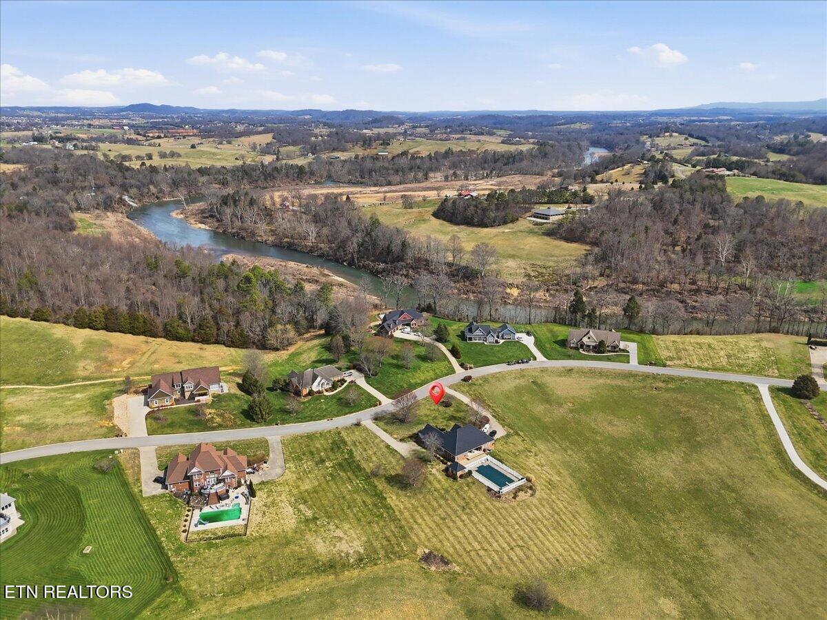 522 Waterstone Circle Greeneville TN 37745