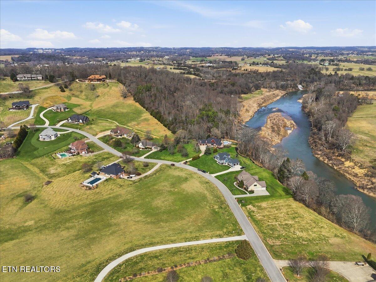 522 Waterstone Circle Greeneville TN 37745