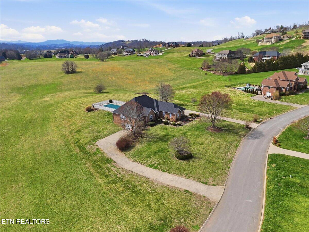 522 Waterstone Circle Greeneville TN 37745