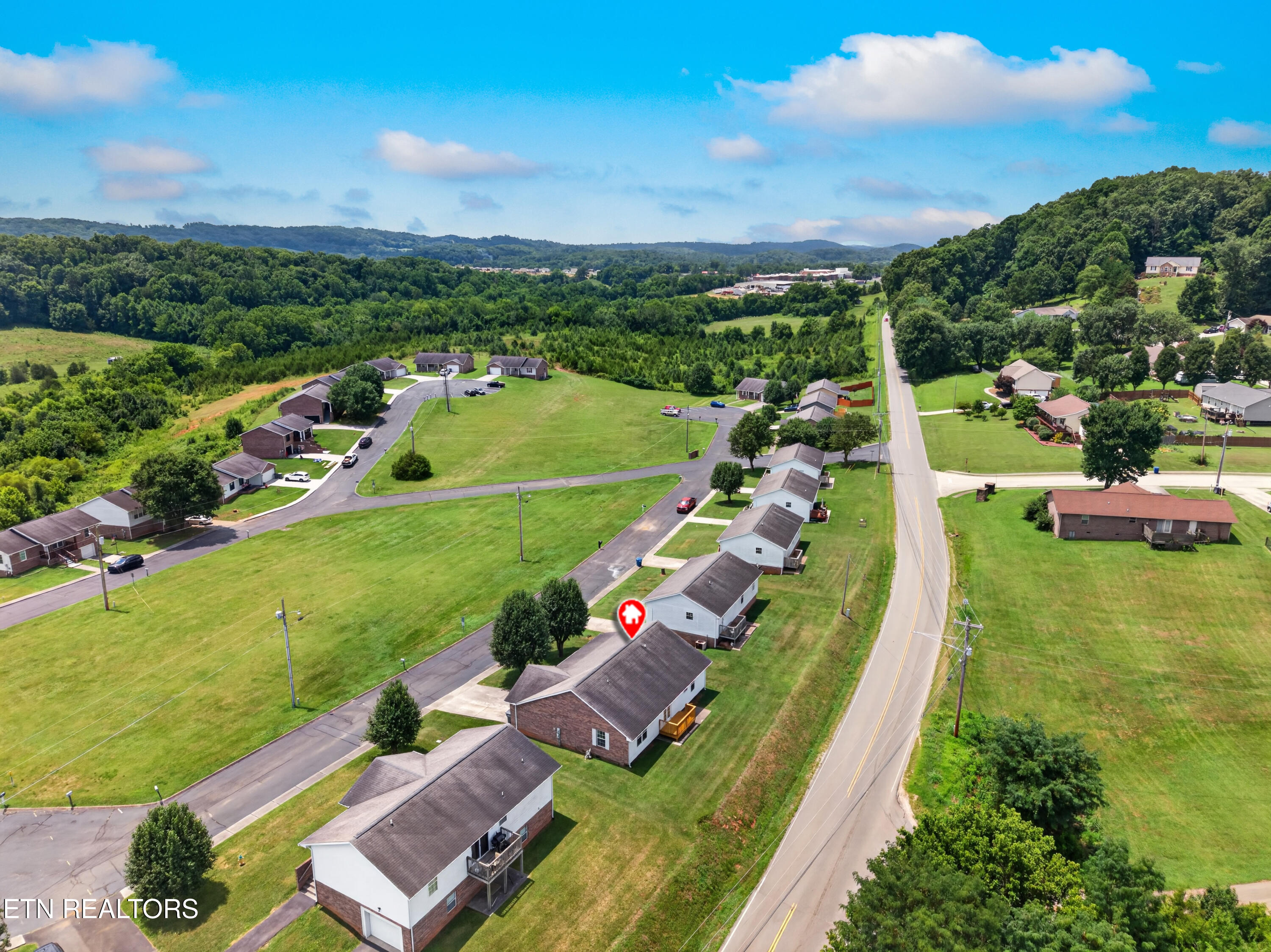 1033 Fox Run Jefferson City TN 37760