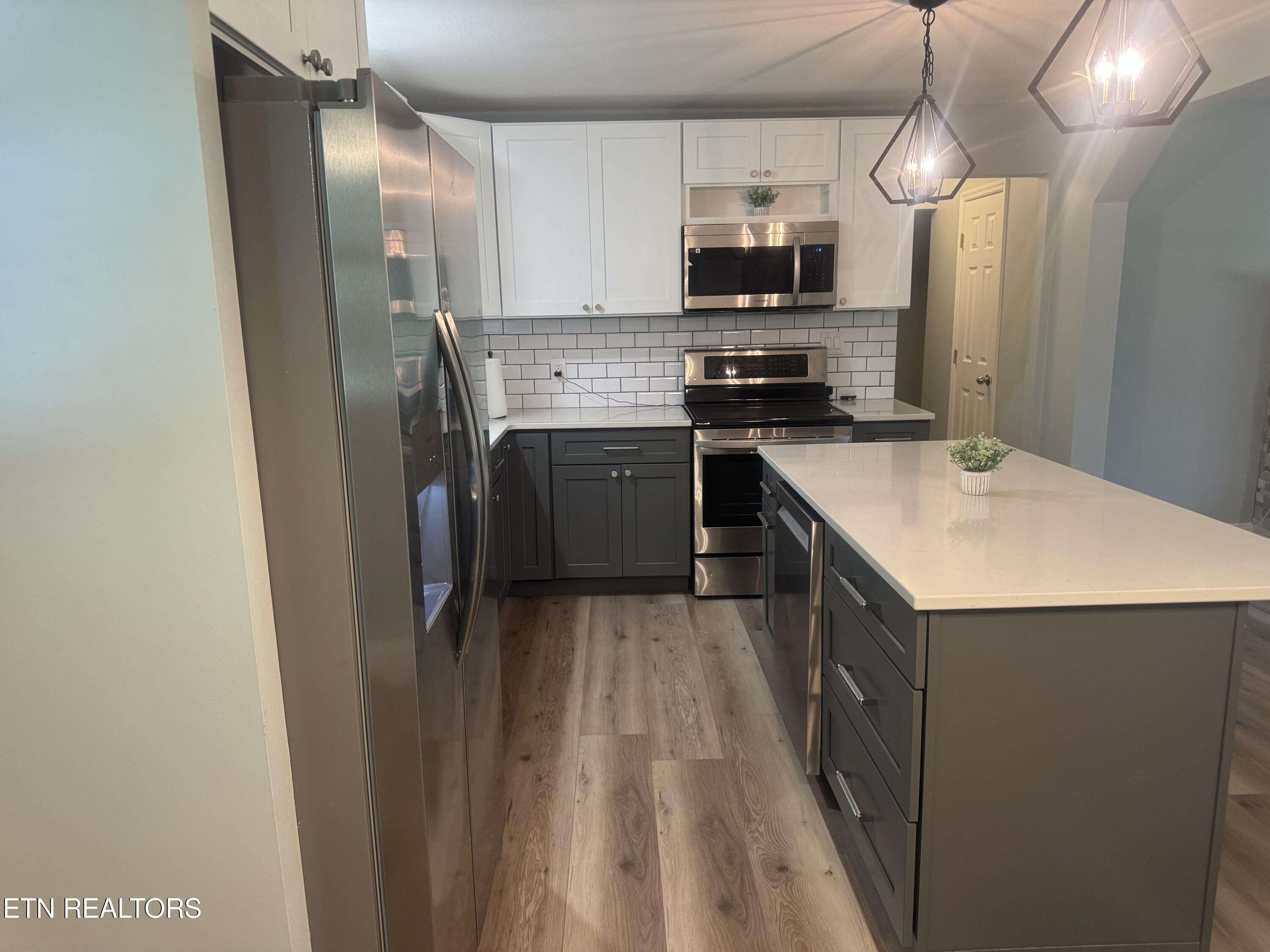 3341 W Wolf Valley Road Clinton TN 37716