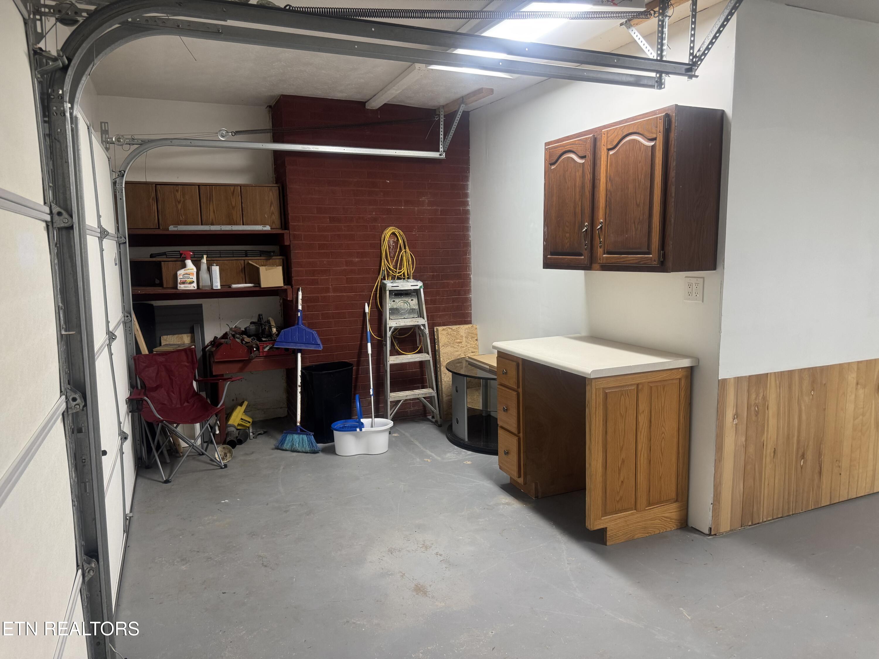 3341 W Wolf Valley Road Clinton TN 37716