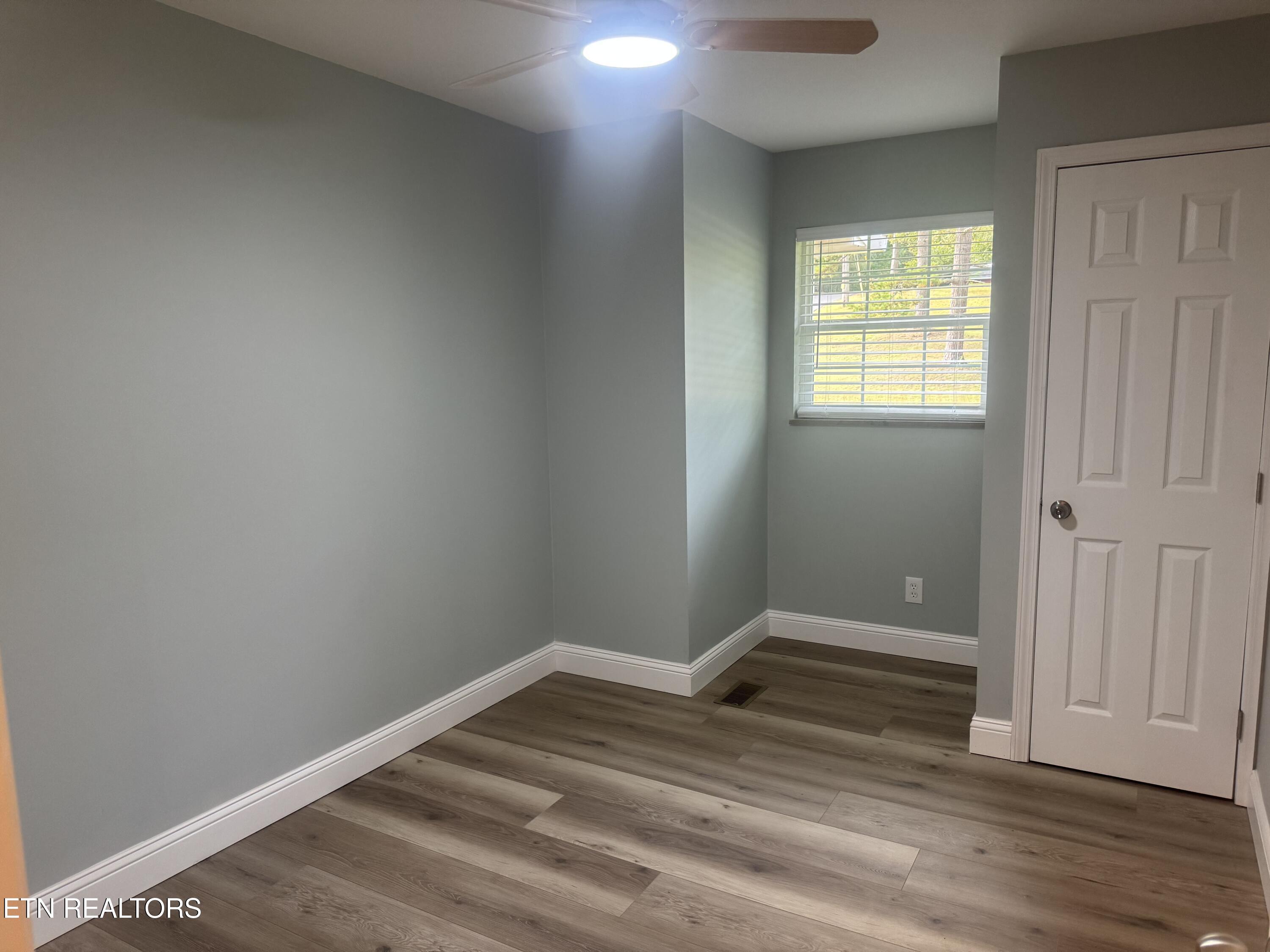 3341 W Wolf Valley Road Clinton TN 37716