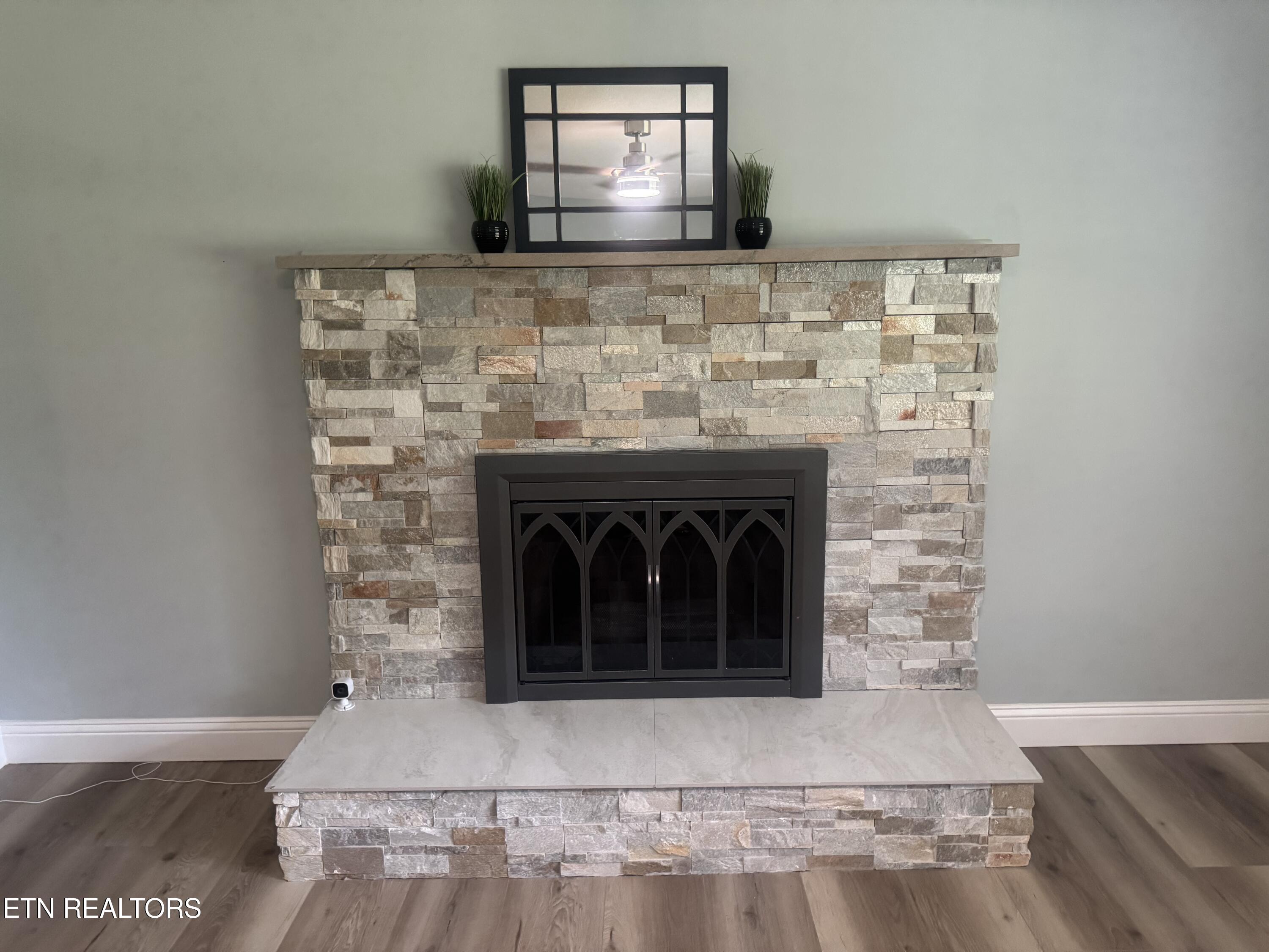 3341 W Wolf Valley Road Clinton TN 37716