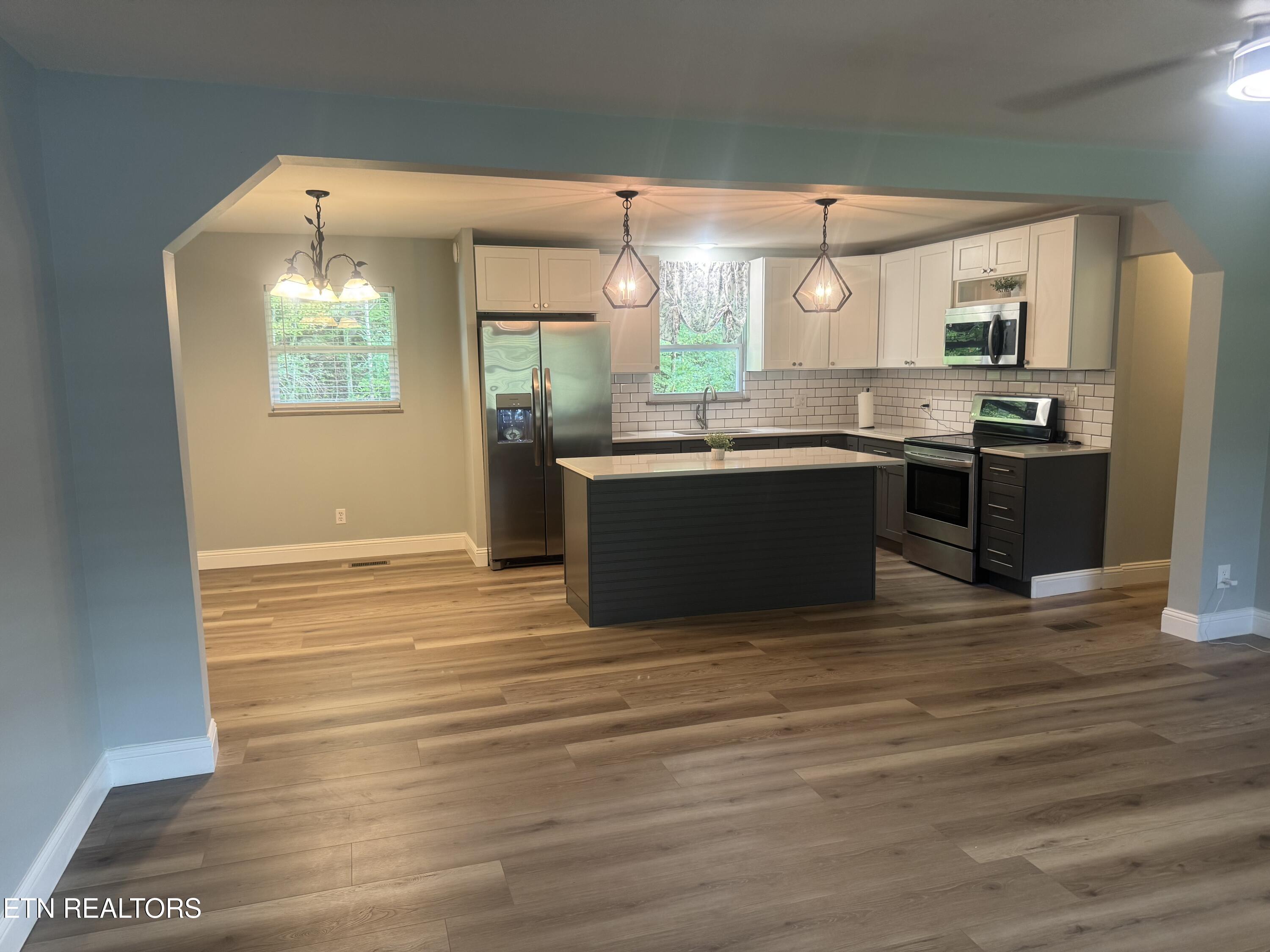 3341 W Wolf Valley Road Clinton TN 37716