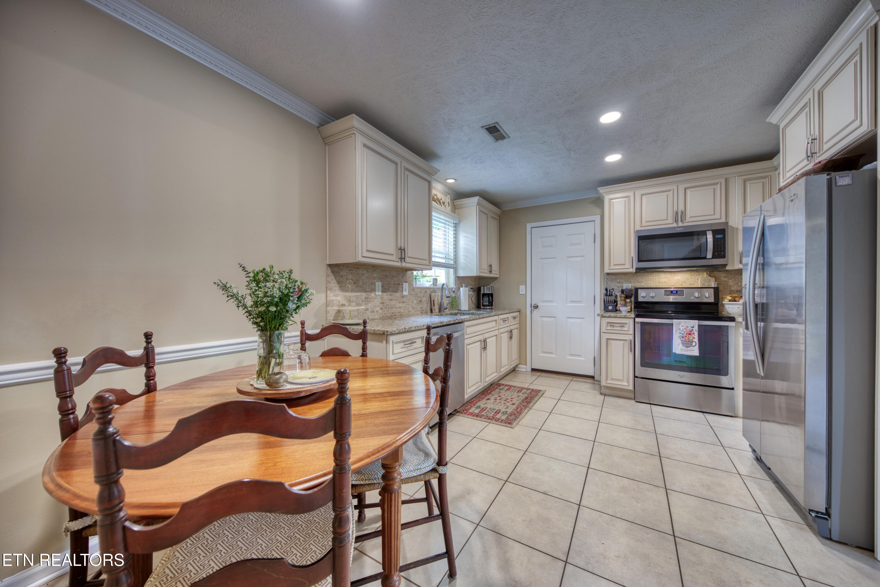 1218 Edenbridge Way Knoxville TN 37923