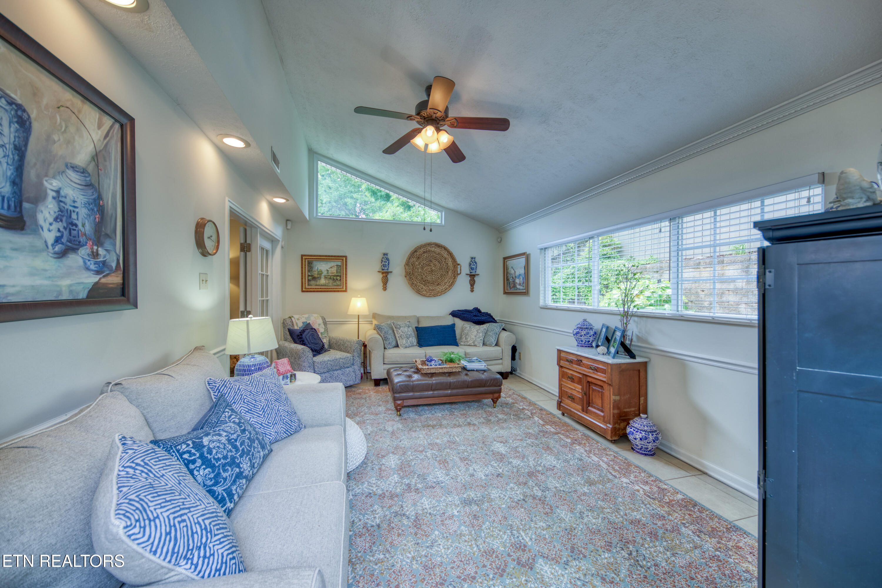 1218 Edenbridge Way Knoxville TN 37923