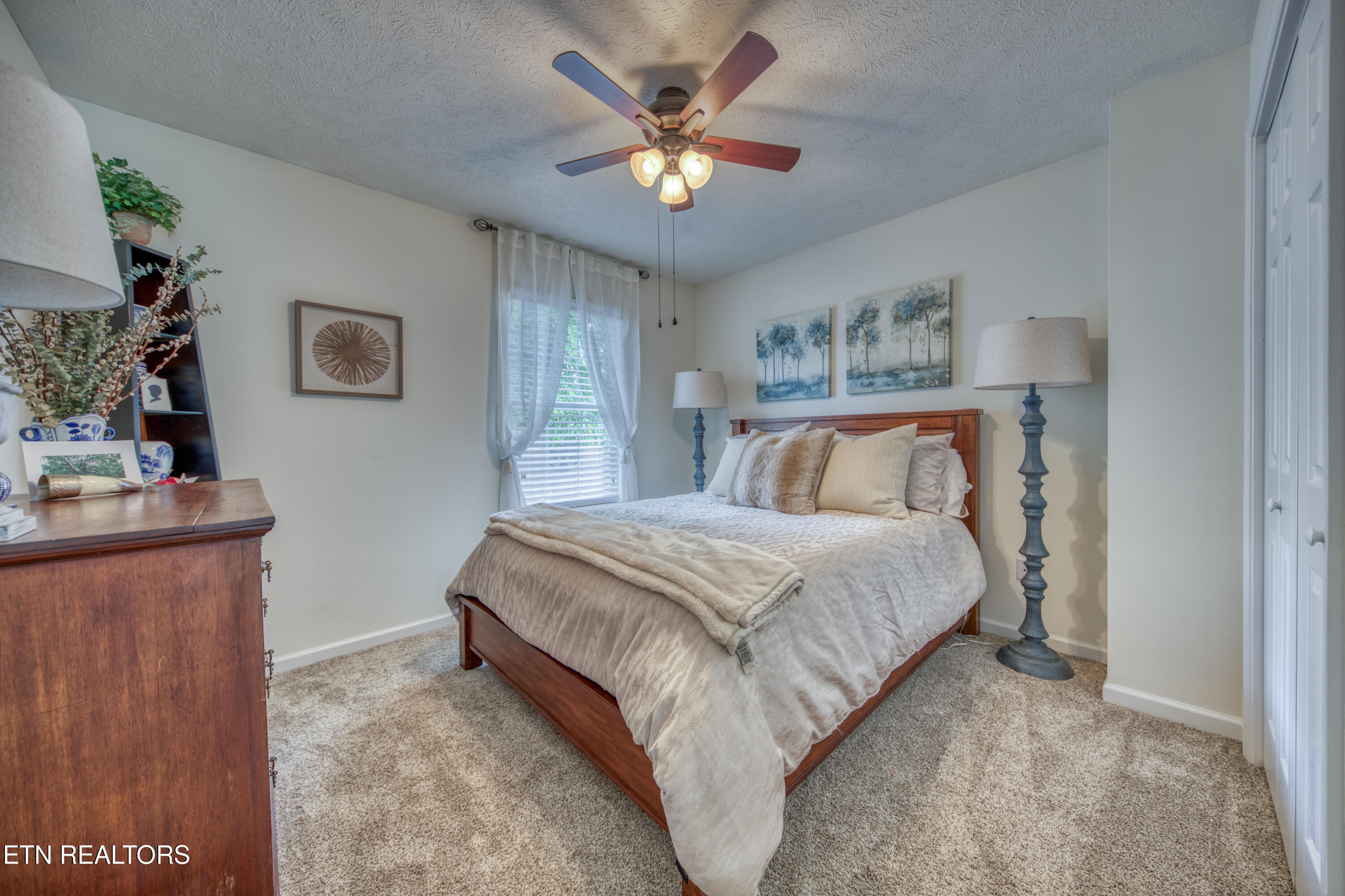 1218 Edenbridge Way Knoxville TN 37923