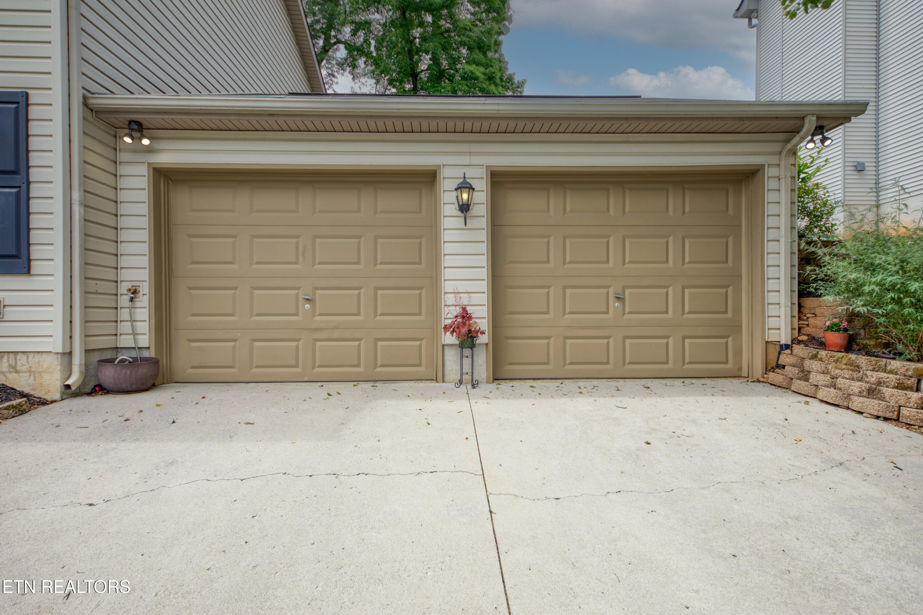 1218 Edenbridge Way Knoxville TN 37923