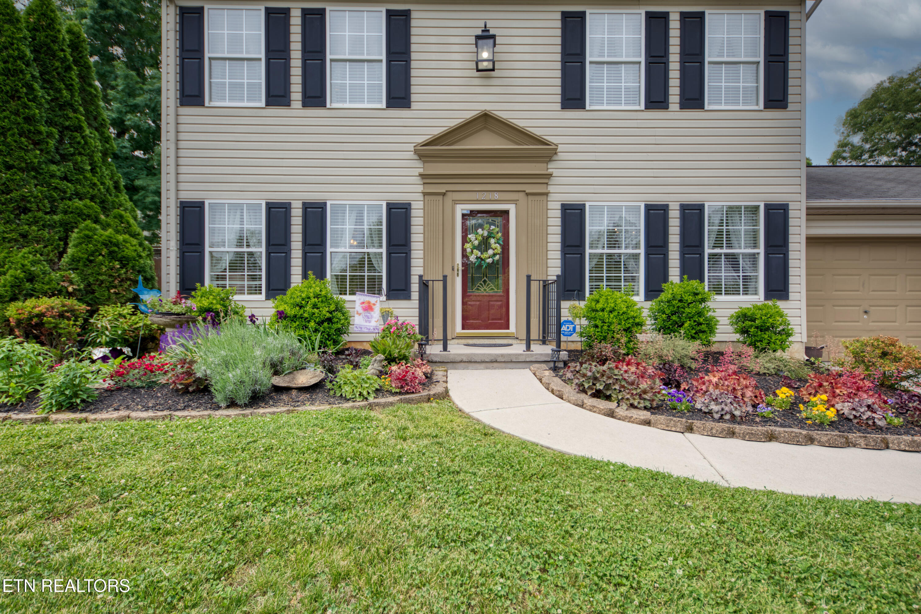 1218 Edenbridge Way Knoxville TN 37923