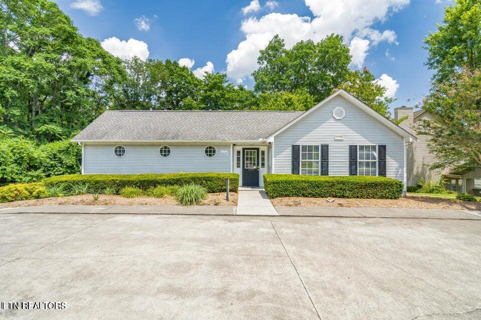 1218 Edenbridge Way Knoxville TN 37923