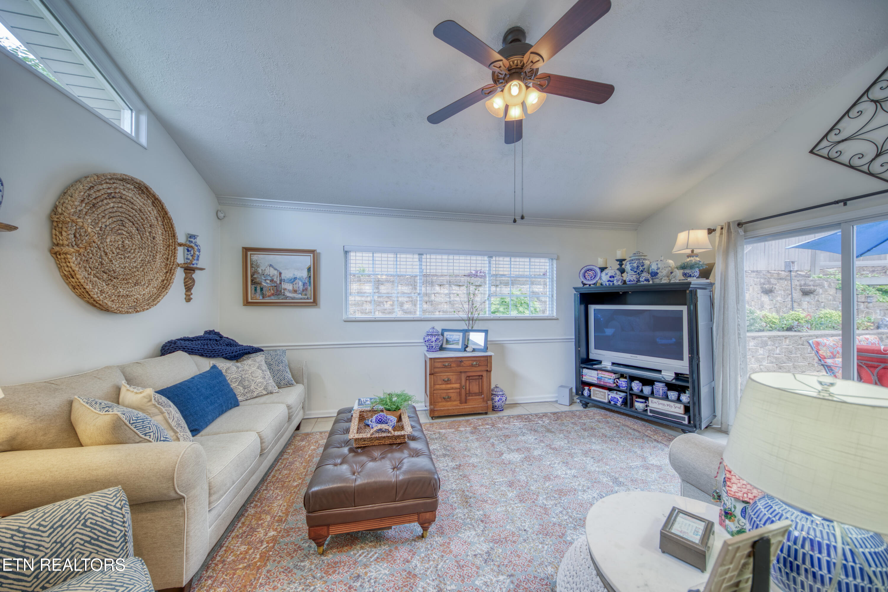 1218 Edenbridge Way Knoxville TN 37923