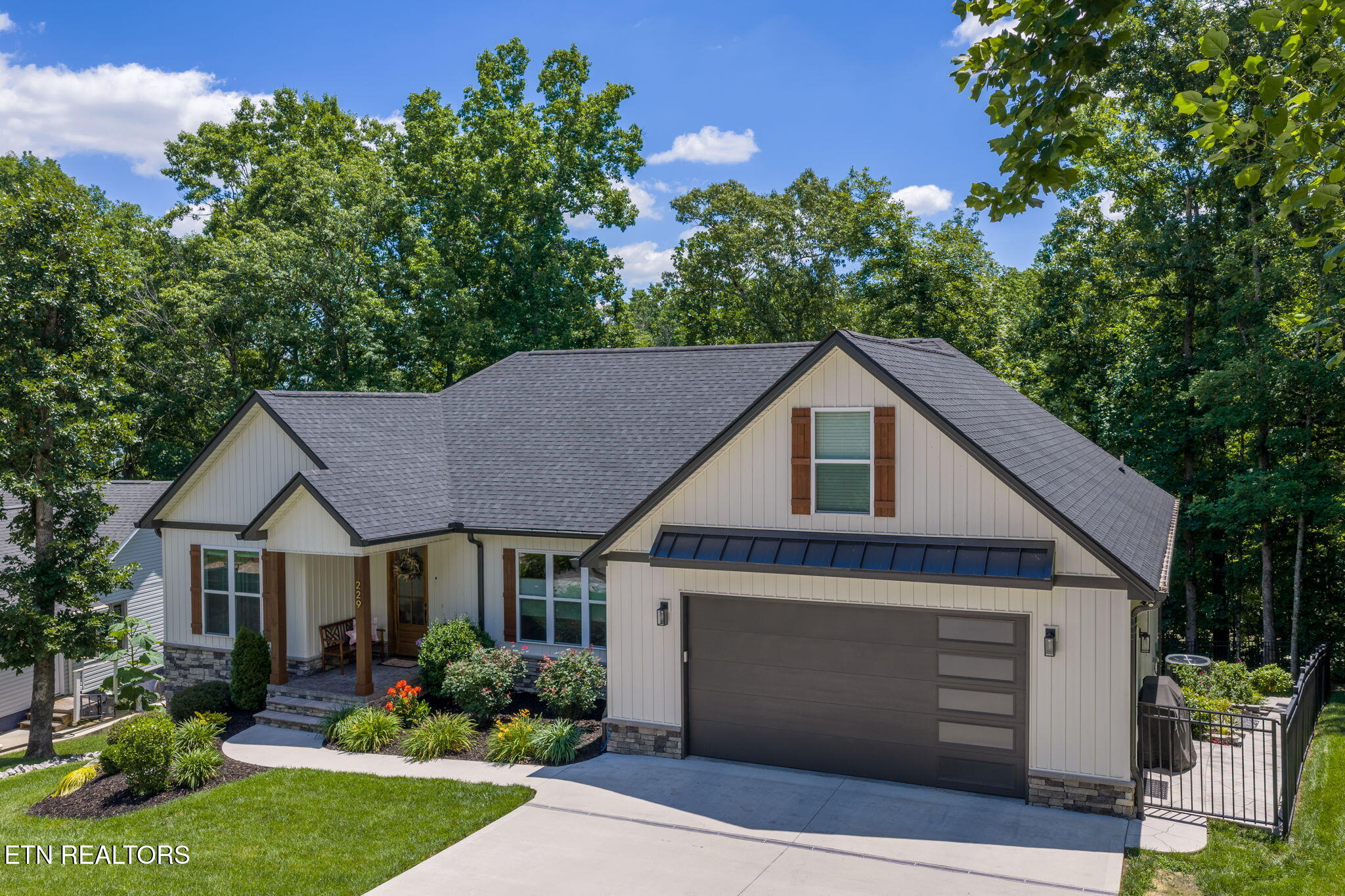 229 Gadusi Way Loudon TN 37774