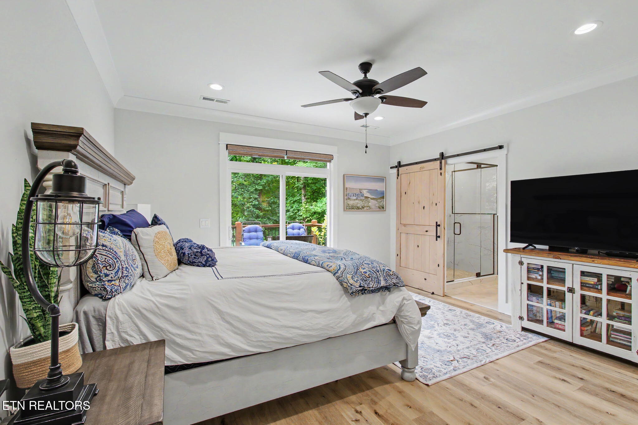 229 Gadusi Way Loudon TN 37774