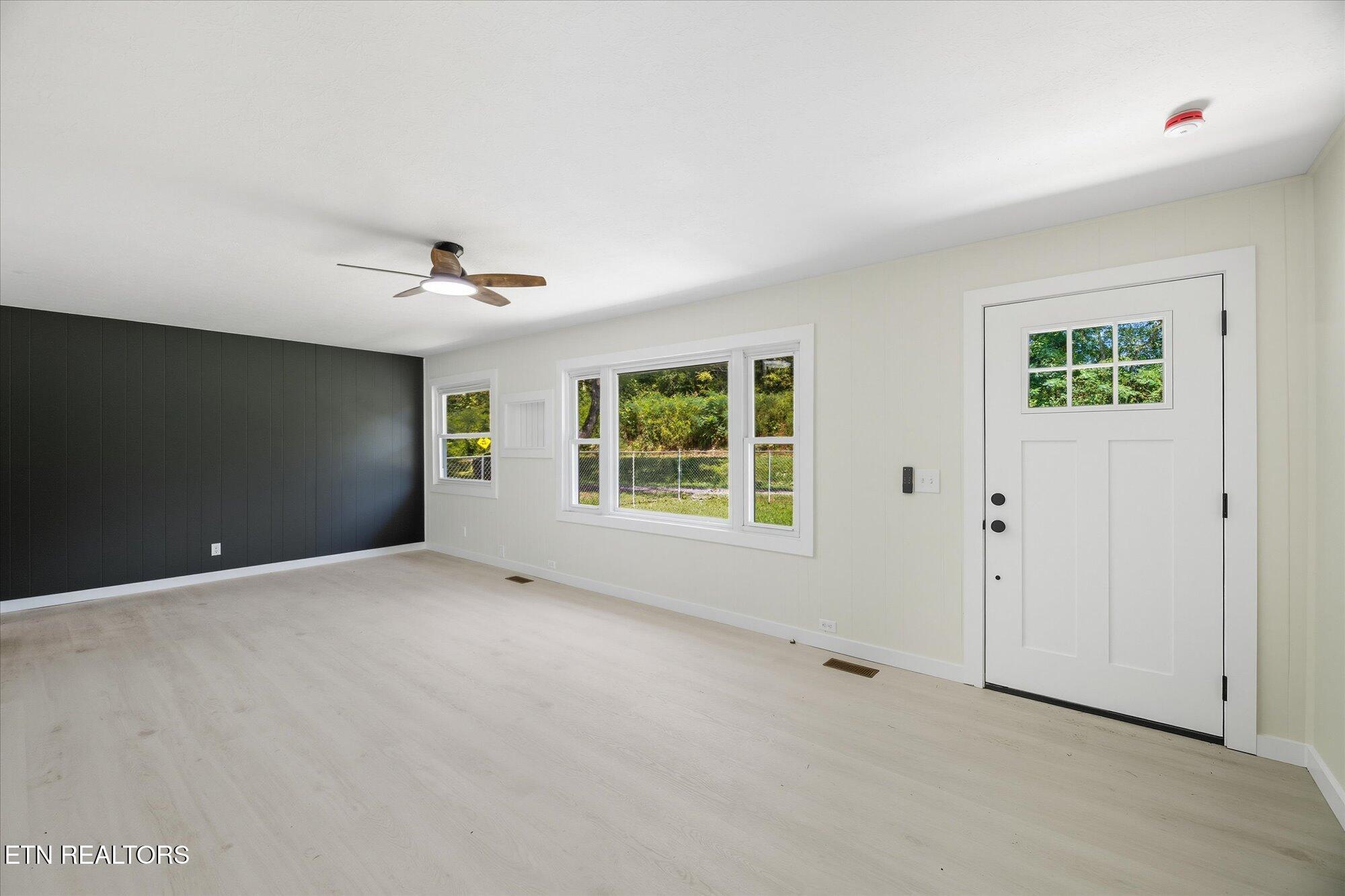 532 Scandlyn Hollow Road Oliver Springs TN 37840