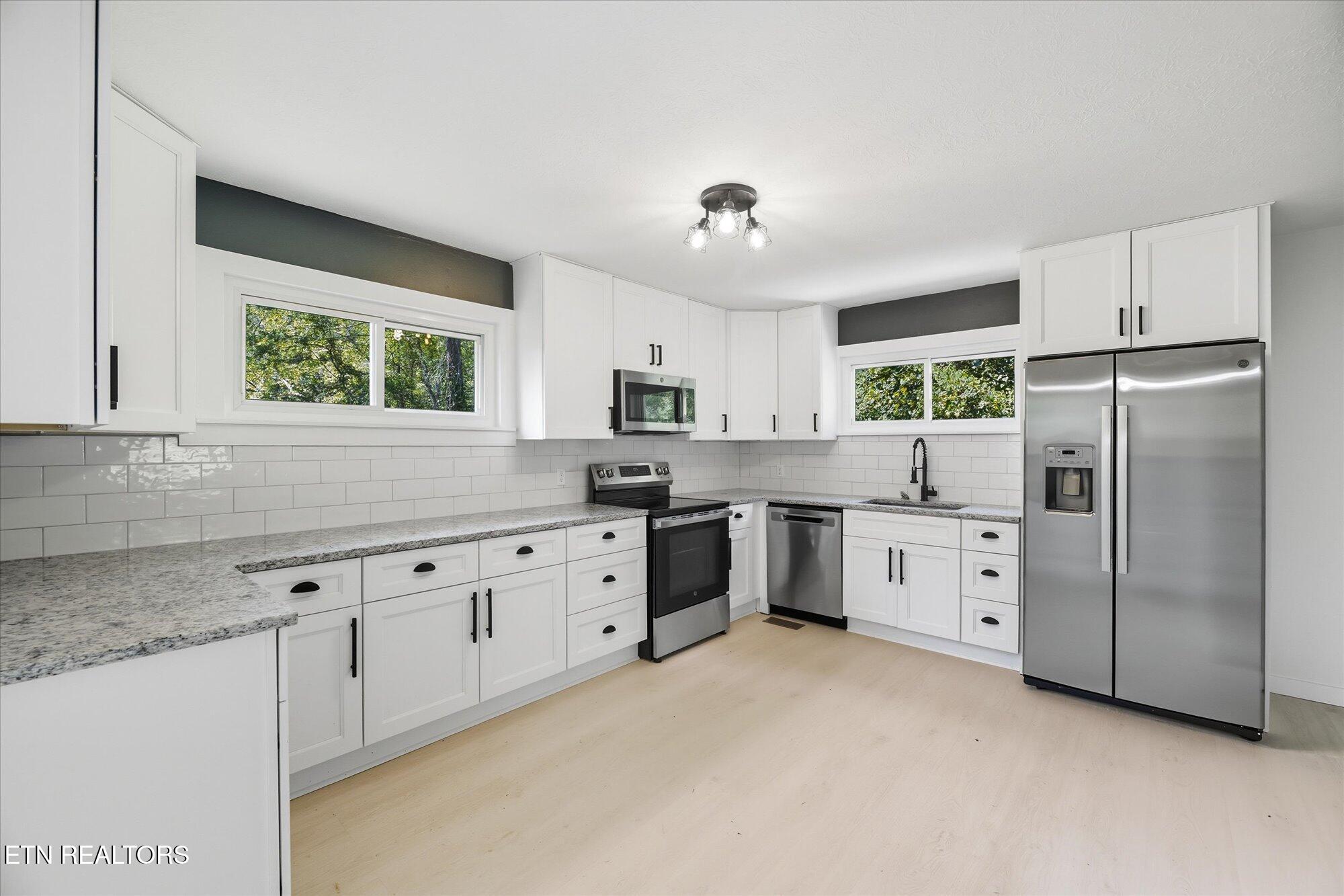 532 Scandlyn Hollow Road Oliver Springs TN 37840