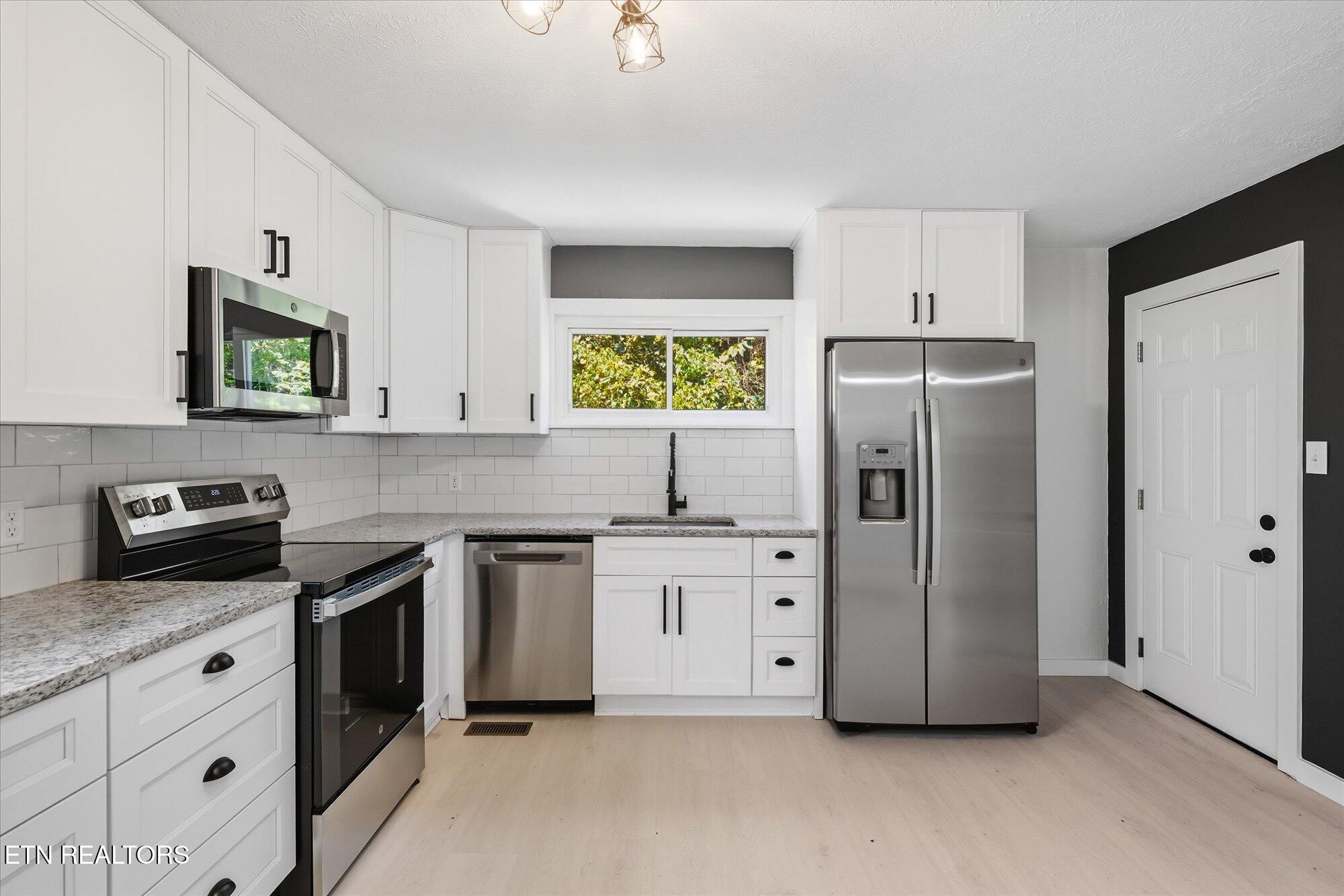 532 Scandlyn Hollow Road Oliver Springs TN 37840