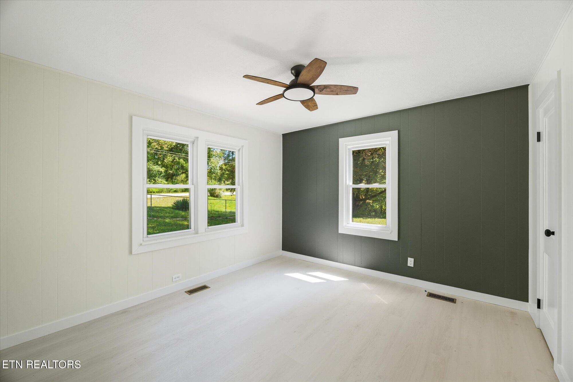 532 Scandlyn Hollow Road Oliver Springs TN 37840
